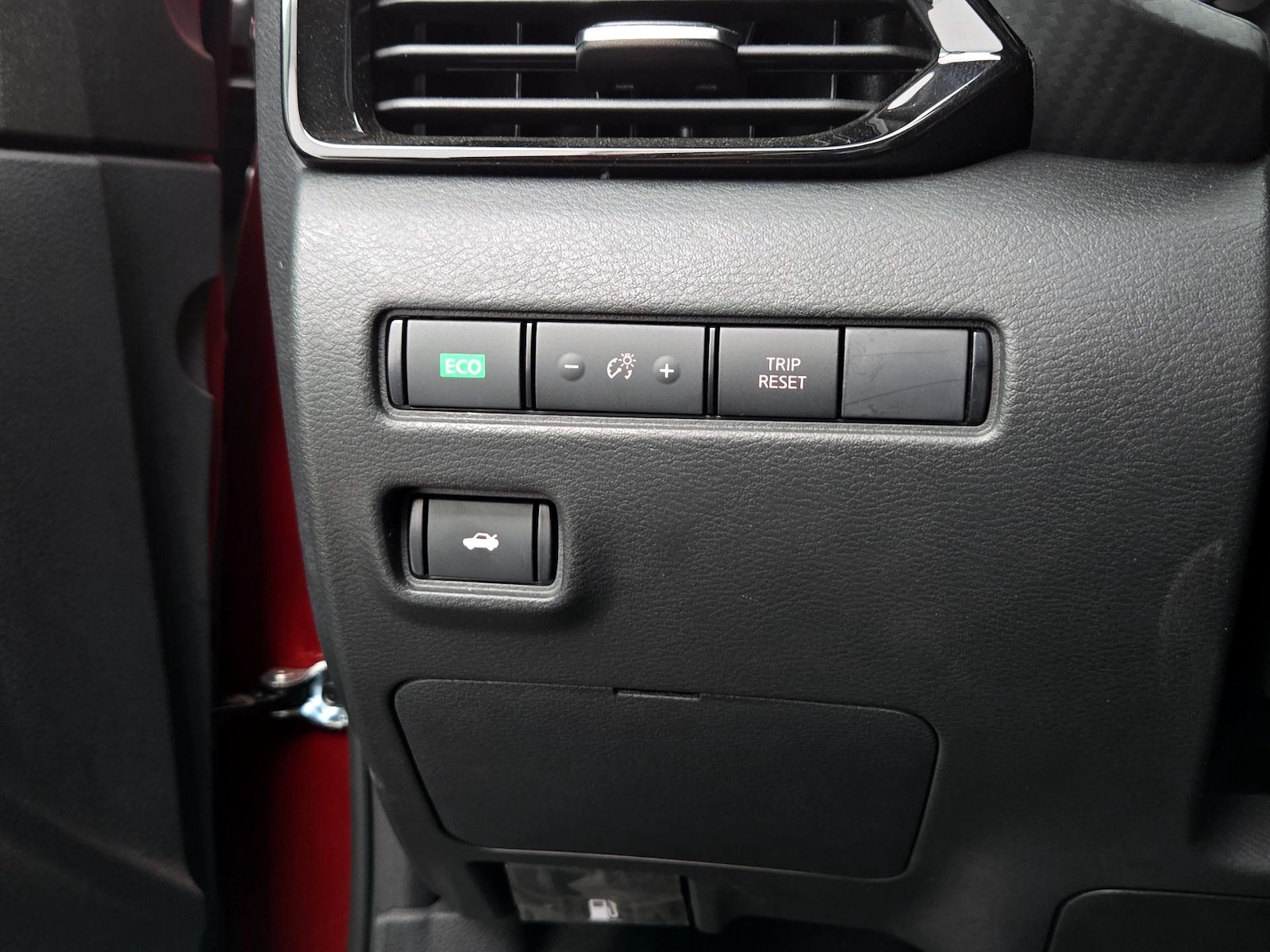 2024 Nissan Sentra SV - Photo 14