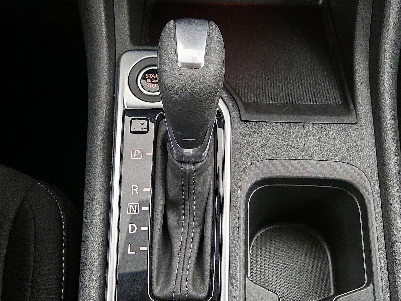 2024 Nissan Sentra SV - Photo 18