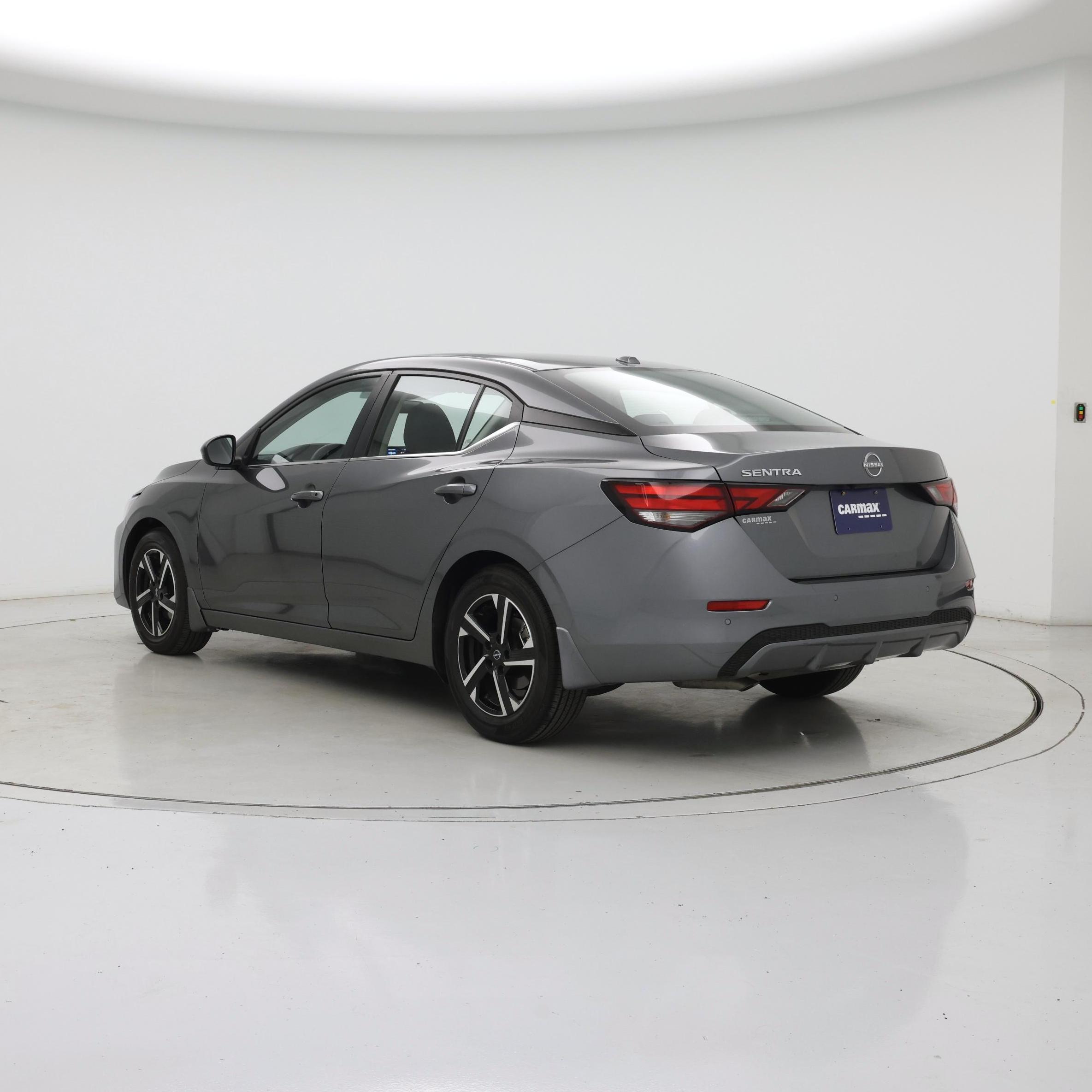 Thumbnail: 2025 Nissan Sentra - 2
