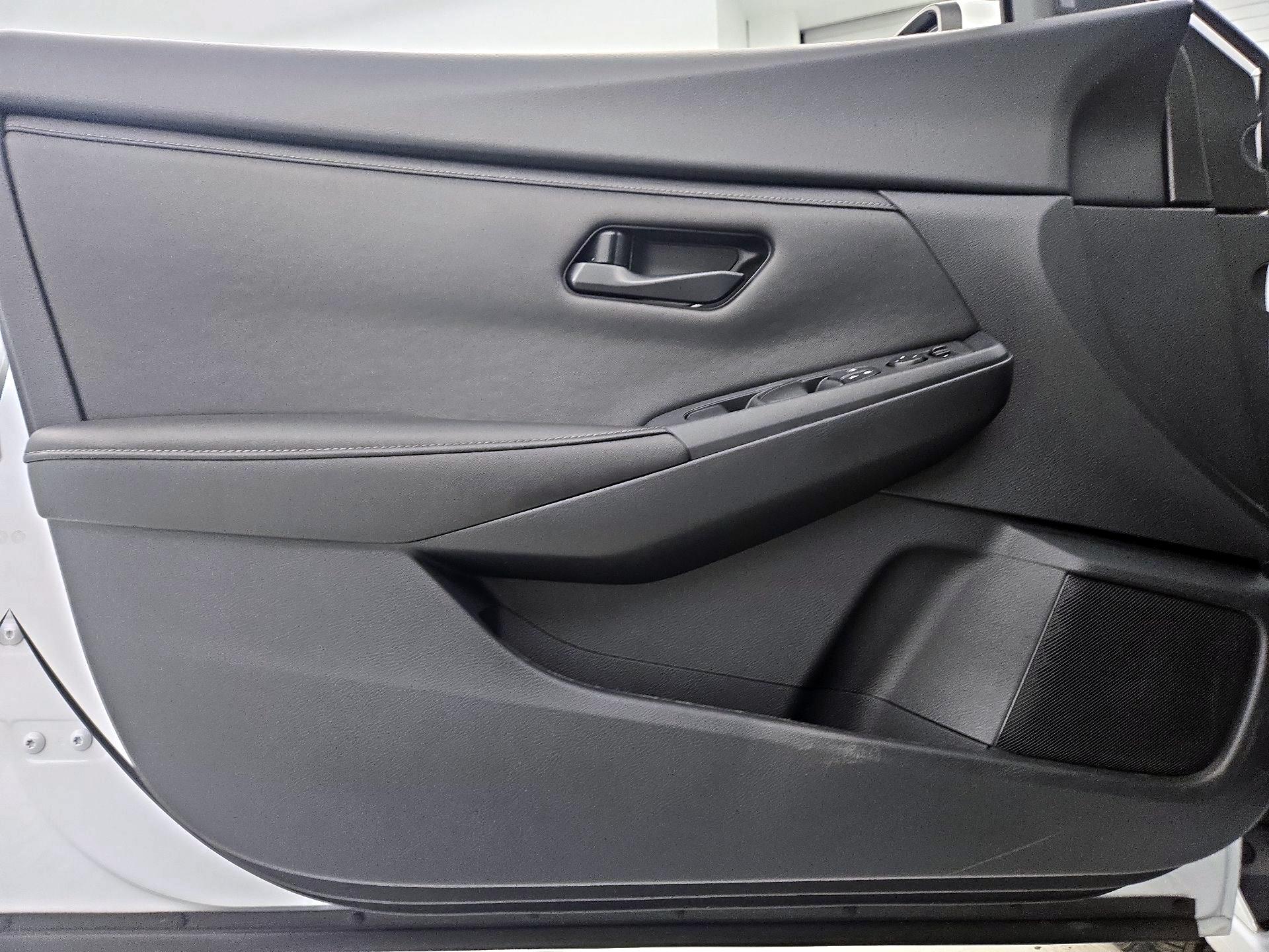 Thumbnail: 2025 Nissan Sentra - 12