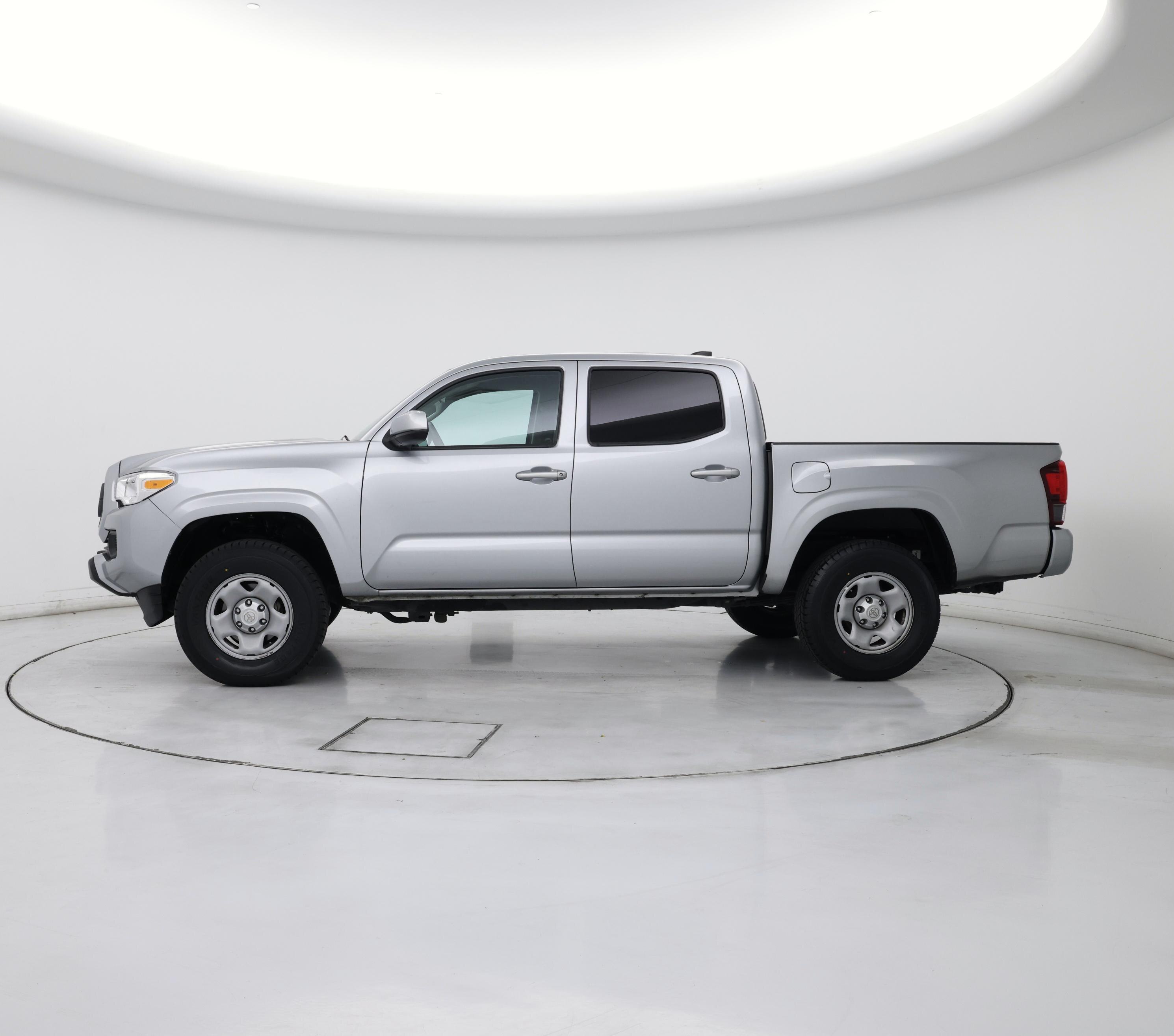 Thumbnail: 2023 Toyota Tacoma - 3