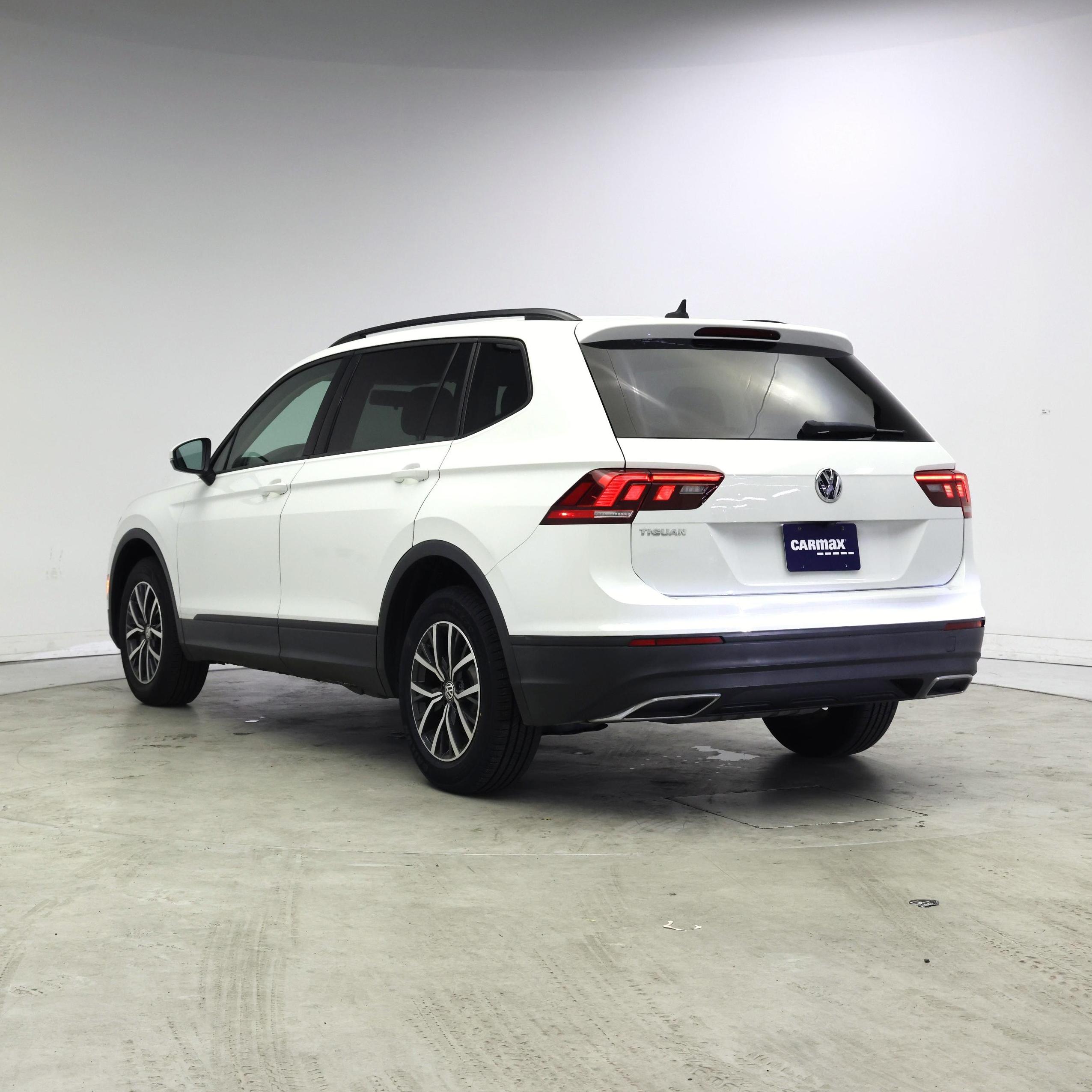 Thumbnail: 2021 Volkswagen Tiguan - 2