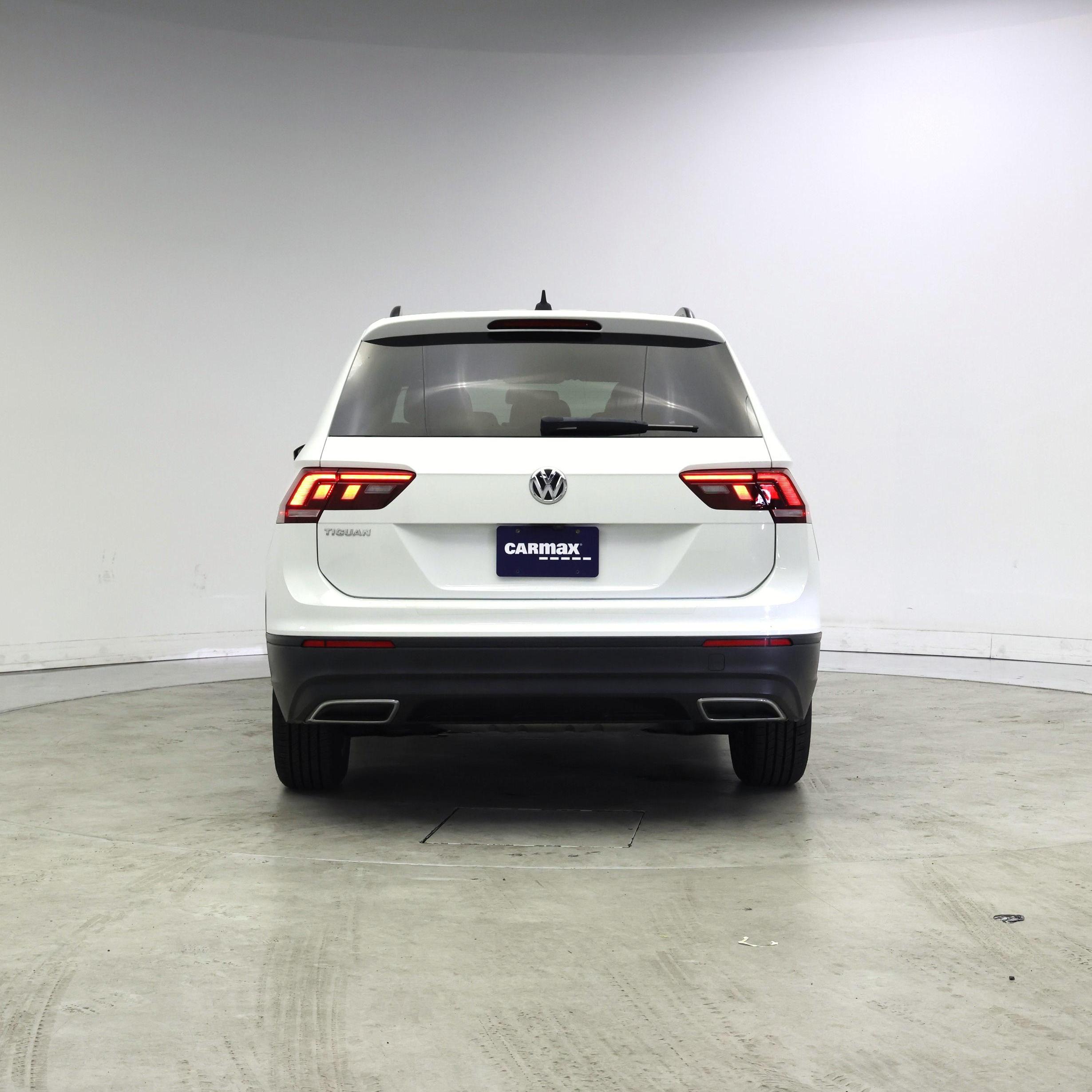 Thumbnail: 2021 Volkswagen Tiguan - 6