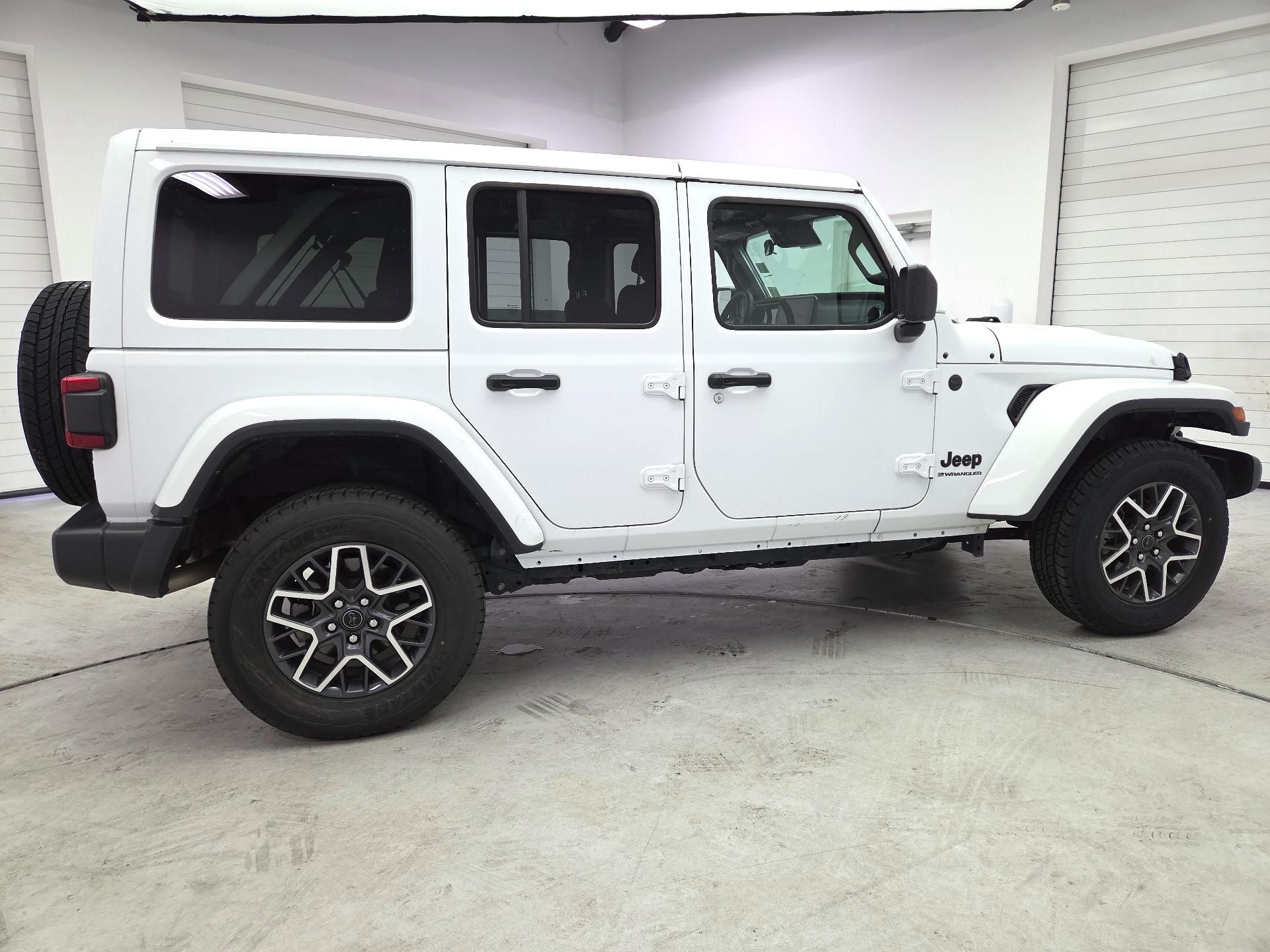Thumbnail: 2025 Jeep Wrangler - 4