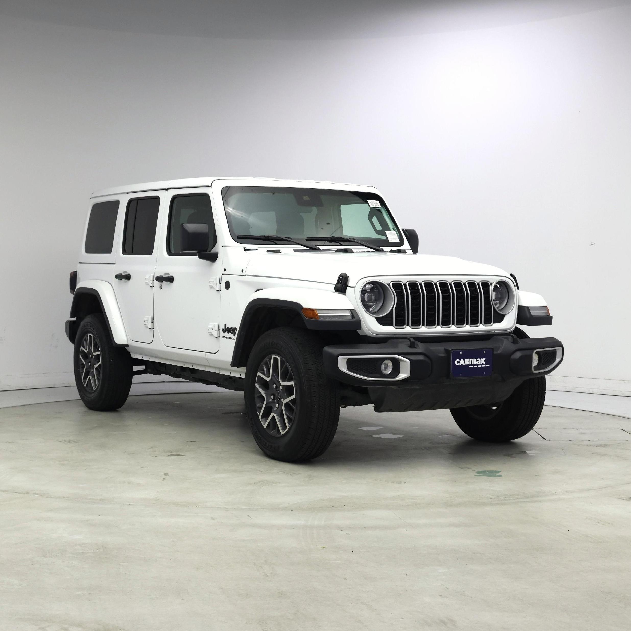 White 2025 Jeep Wrangler Sahara 4-Door 4WD SUV / Crossover Four-Wheel Drive Automatic