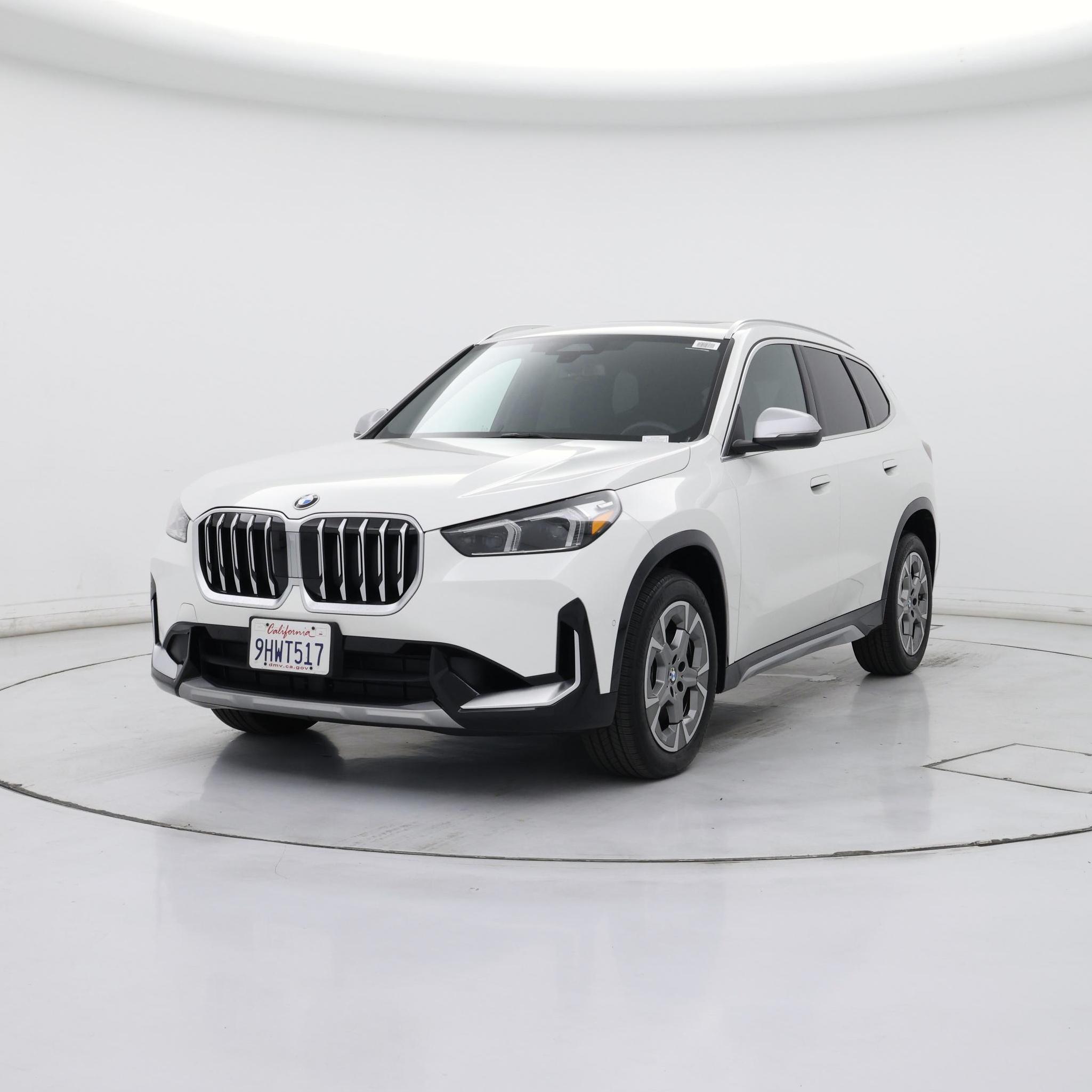 Thumbnail: 2023 BMW X1 - 4