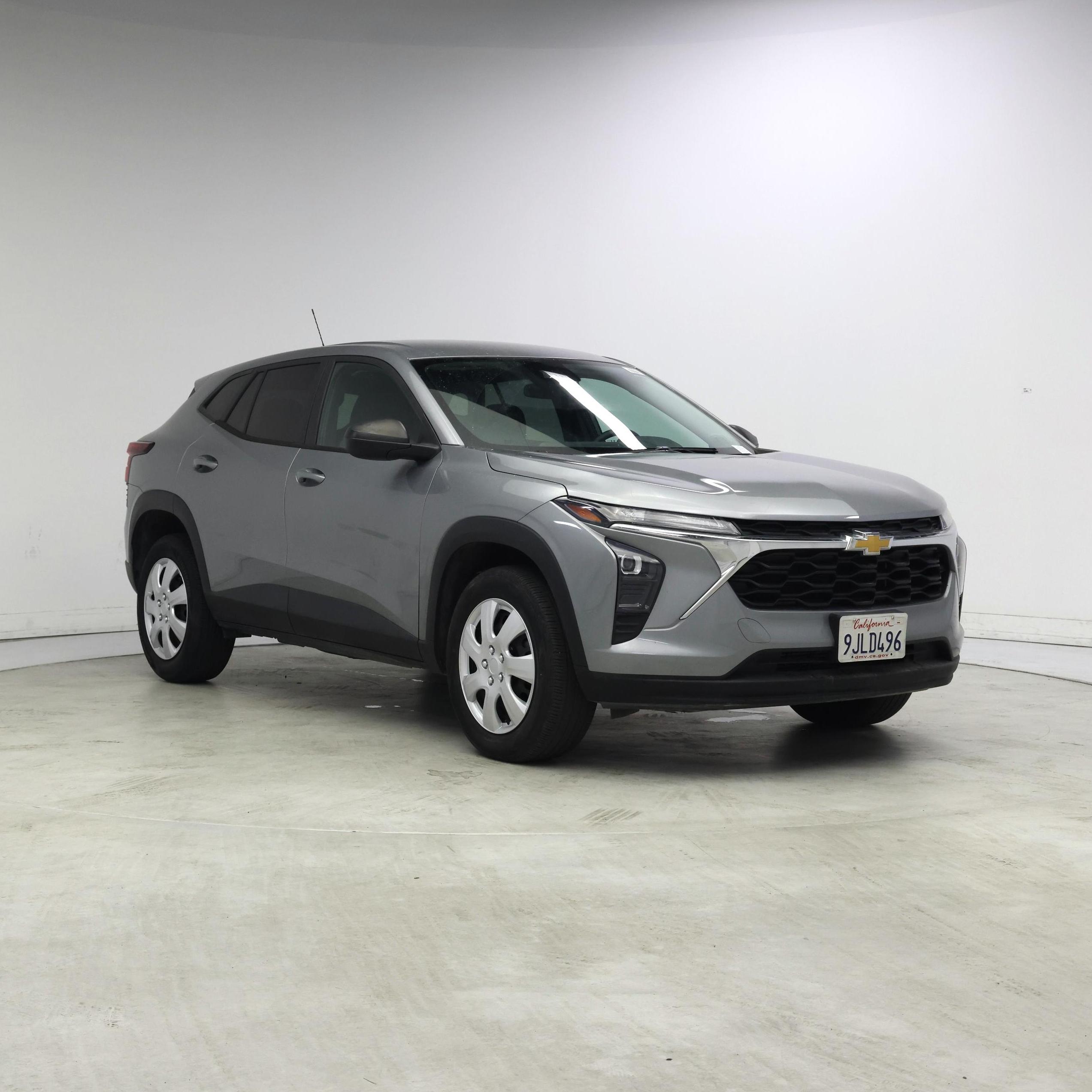 Gray 2024 Chevrolet Trax LS FWD SUV / Crossover Front-Wheel Drive Automatic
