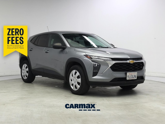 Gray 2024 Chevrolet Trax LS FWD SUV / Crossover Front-Wheel Drive Automatic