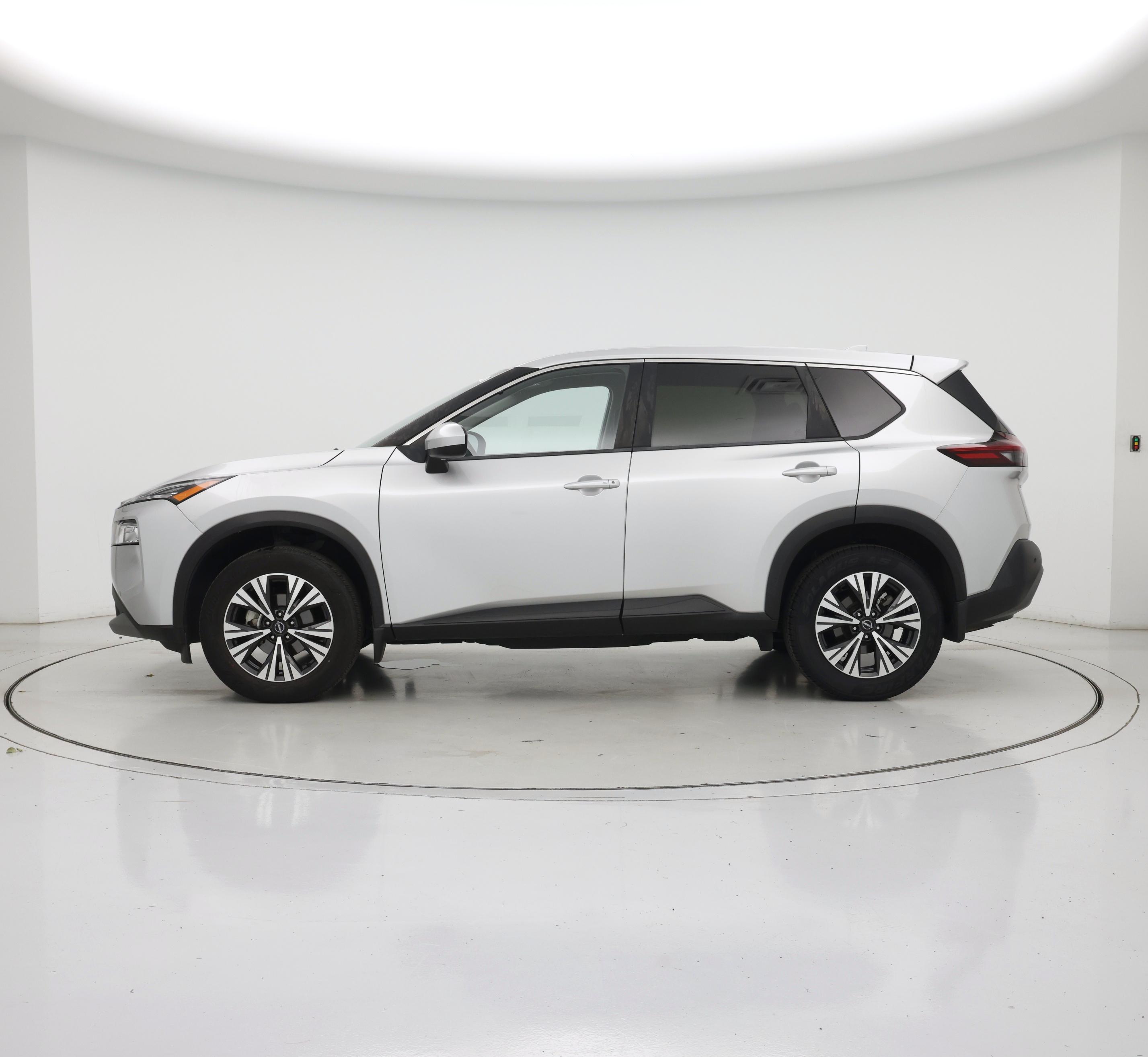 Thumbnail: 2023 Nissan Rogue - 3