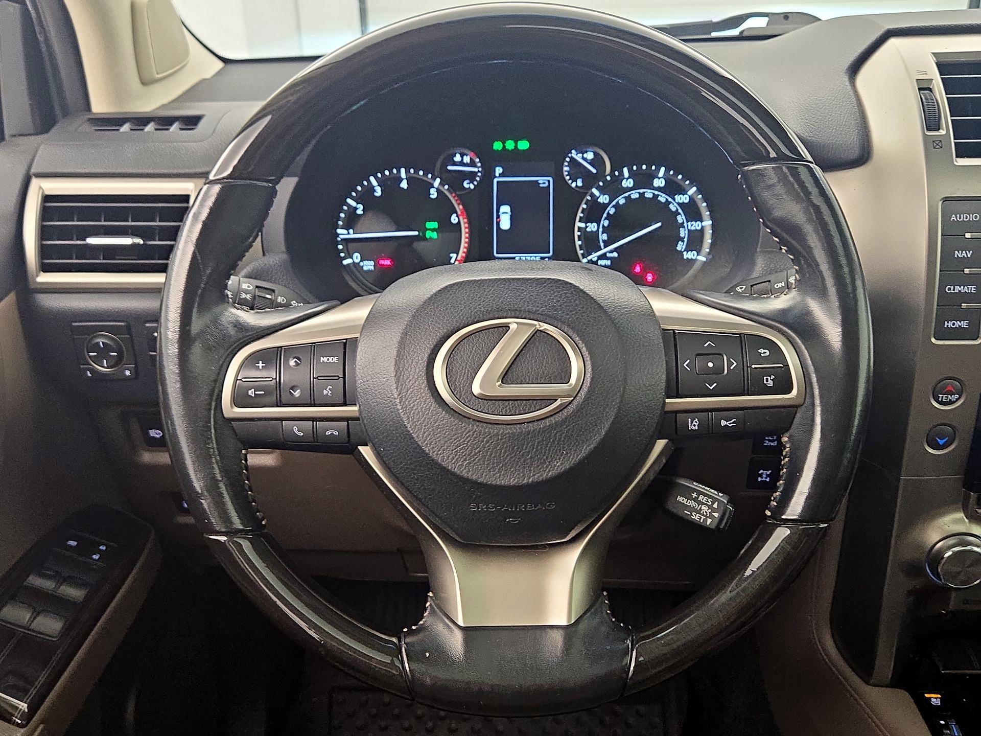 Thumbnail: 2020 Lexus GX - 10