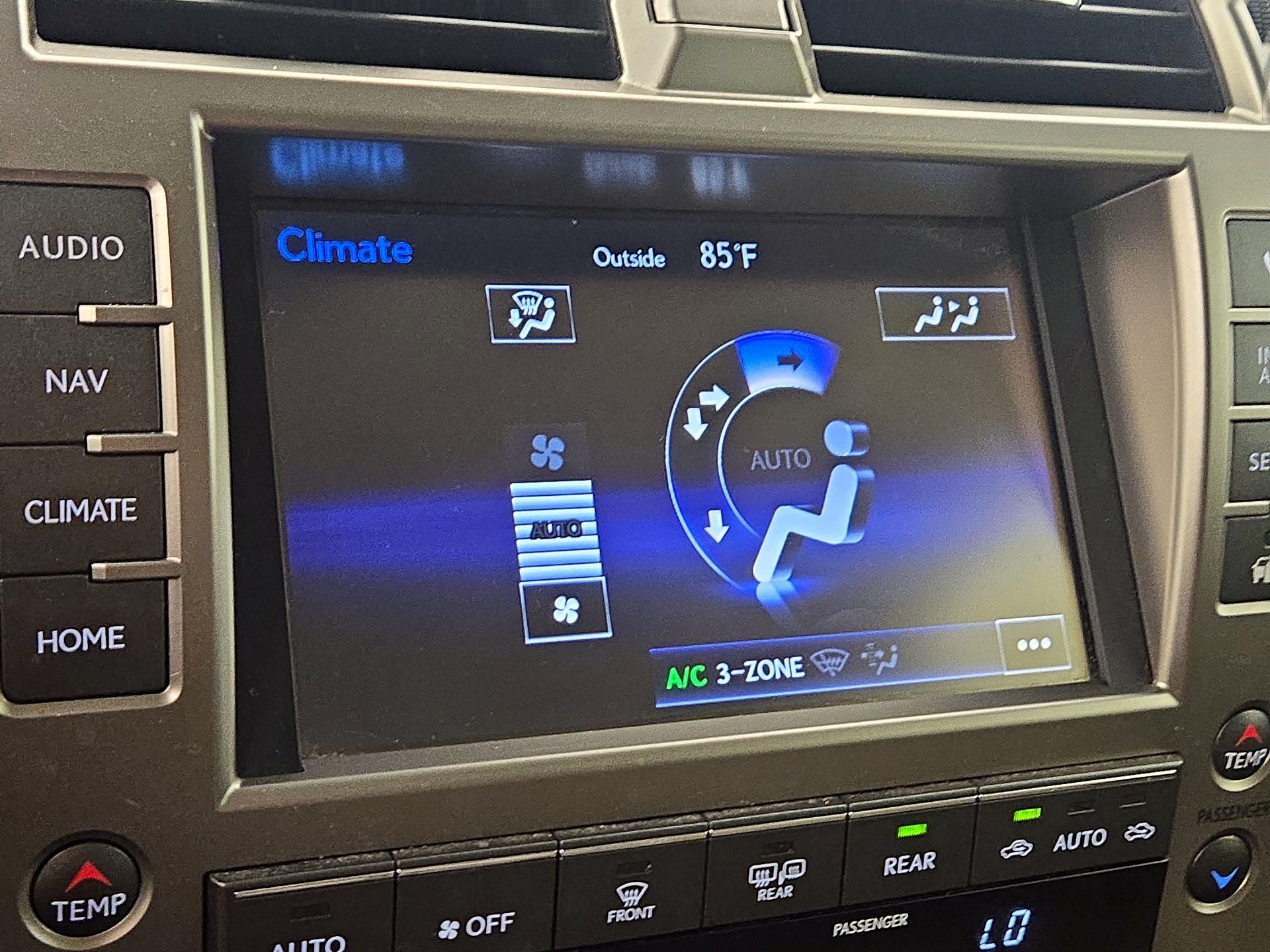Thumbnail: 2020 Lexus GX - 17