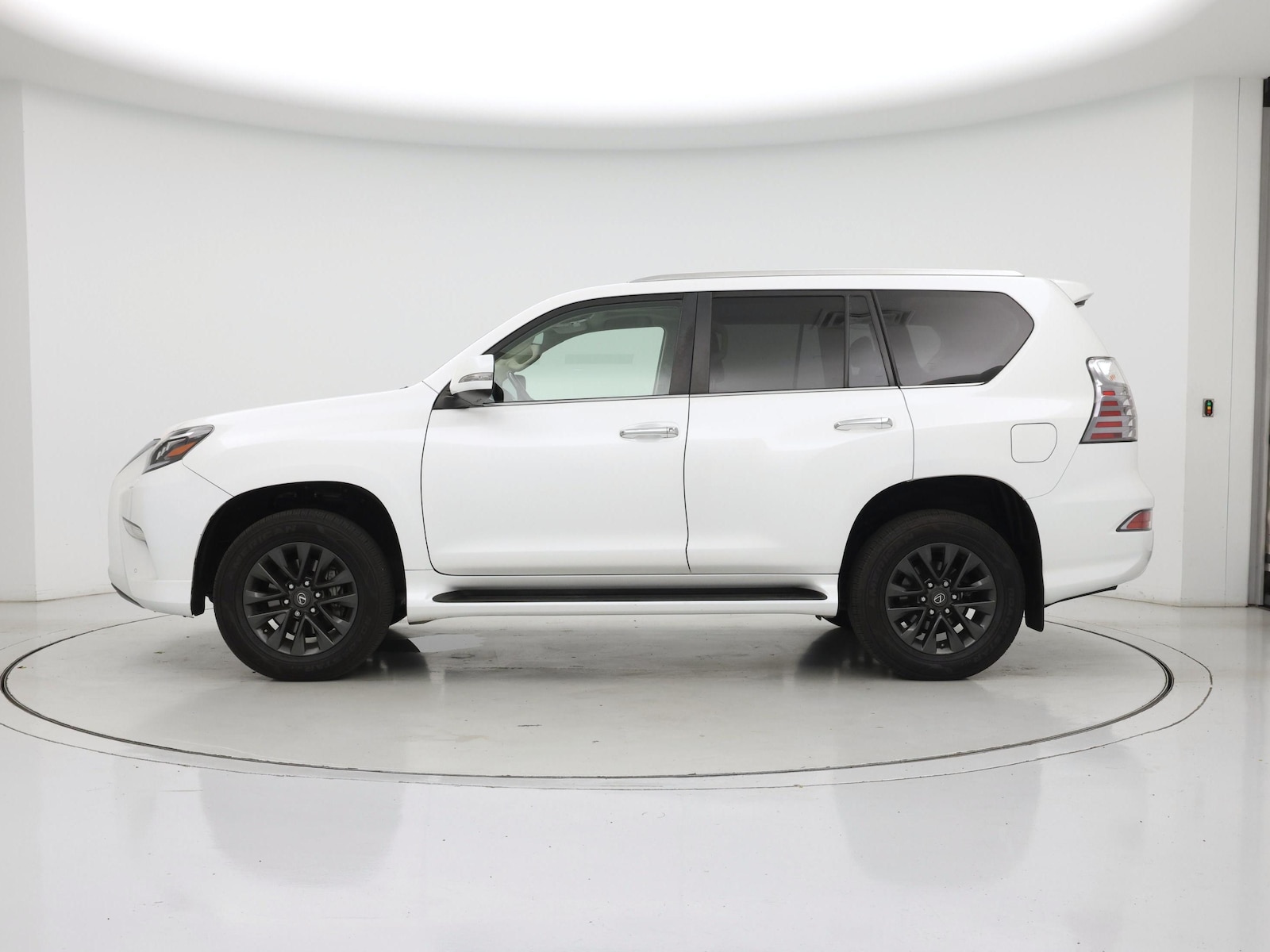 2020 Lexus GX PREMIUM - Photo 4