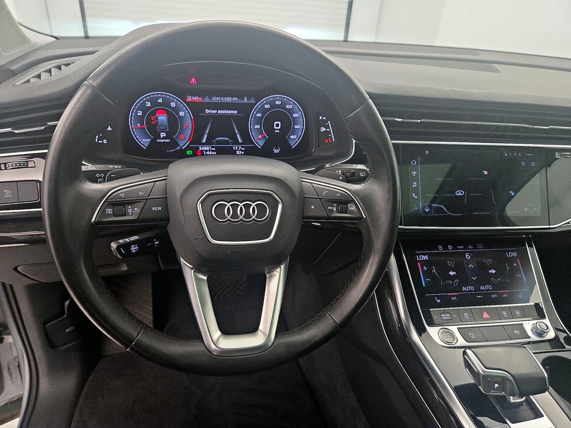 Thumbnail: 2022 Audi Q7 - 10
