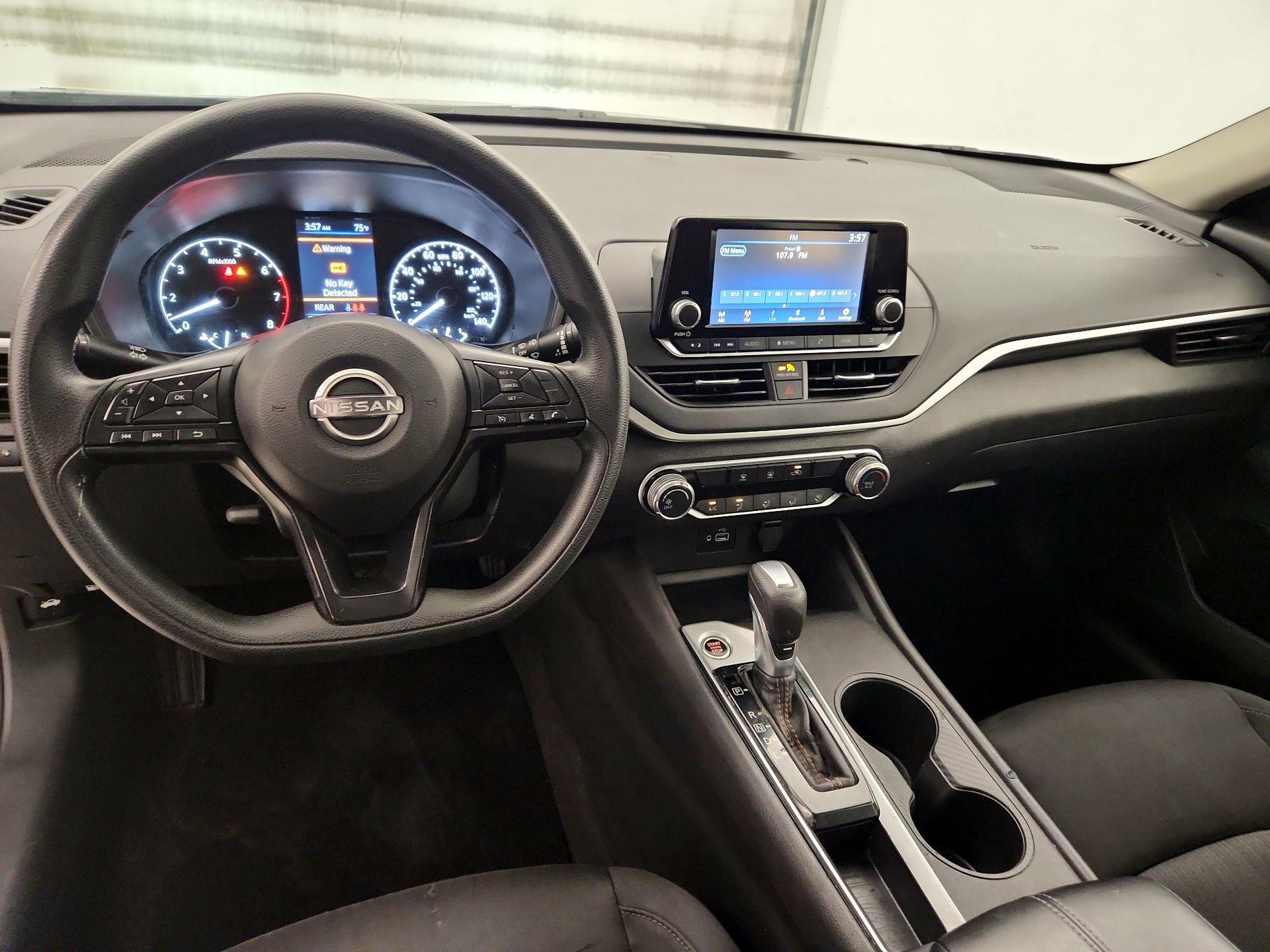 Thumbnail: 2023 Nissan Altima - 9