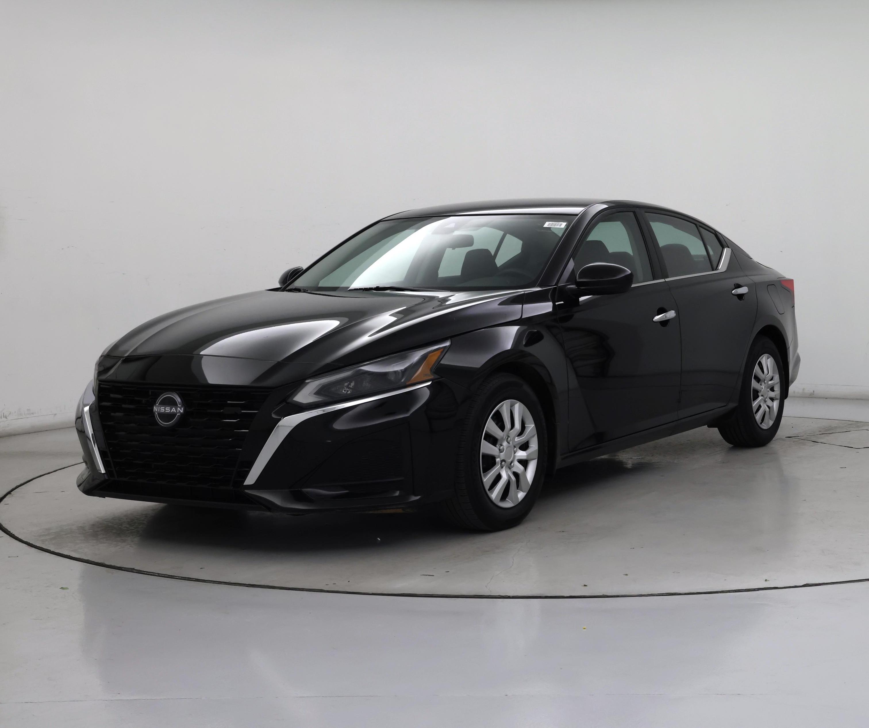 Thumbnail: 2023 Nissan Altima - 4