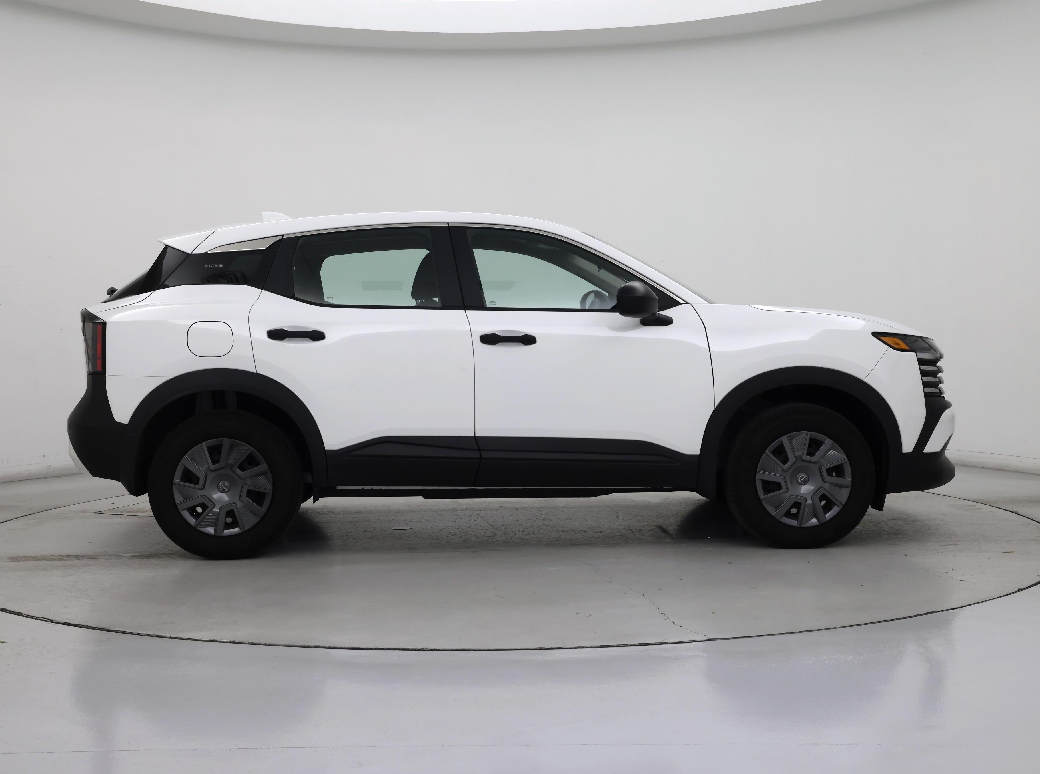Thumbnail: 2025 Nissan Kicks - 7