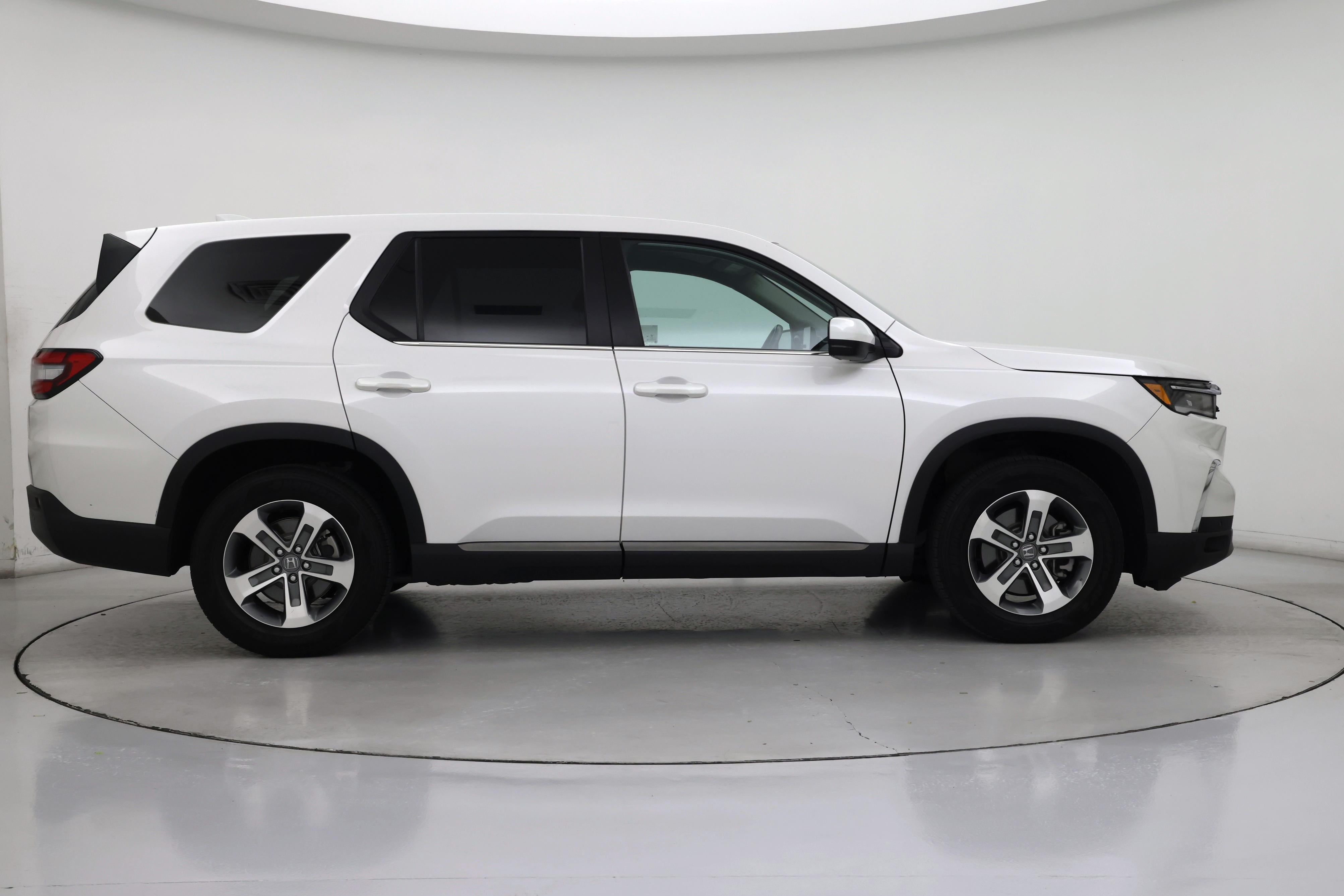 Thumbnail: 2024 Honda Pilot - 7