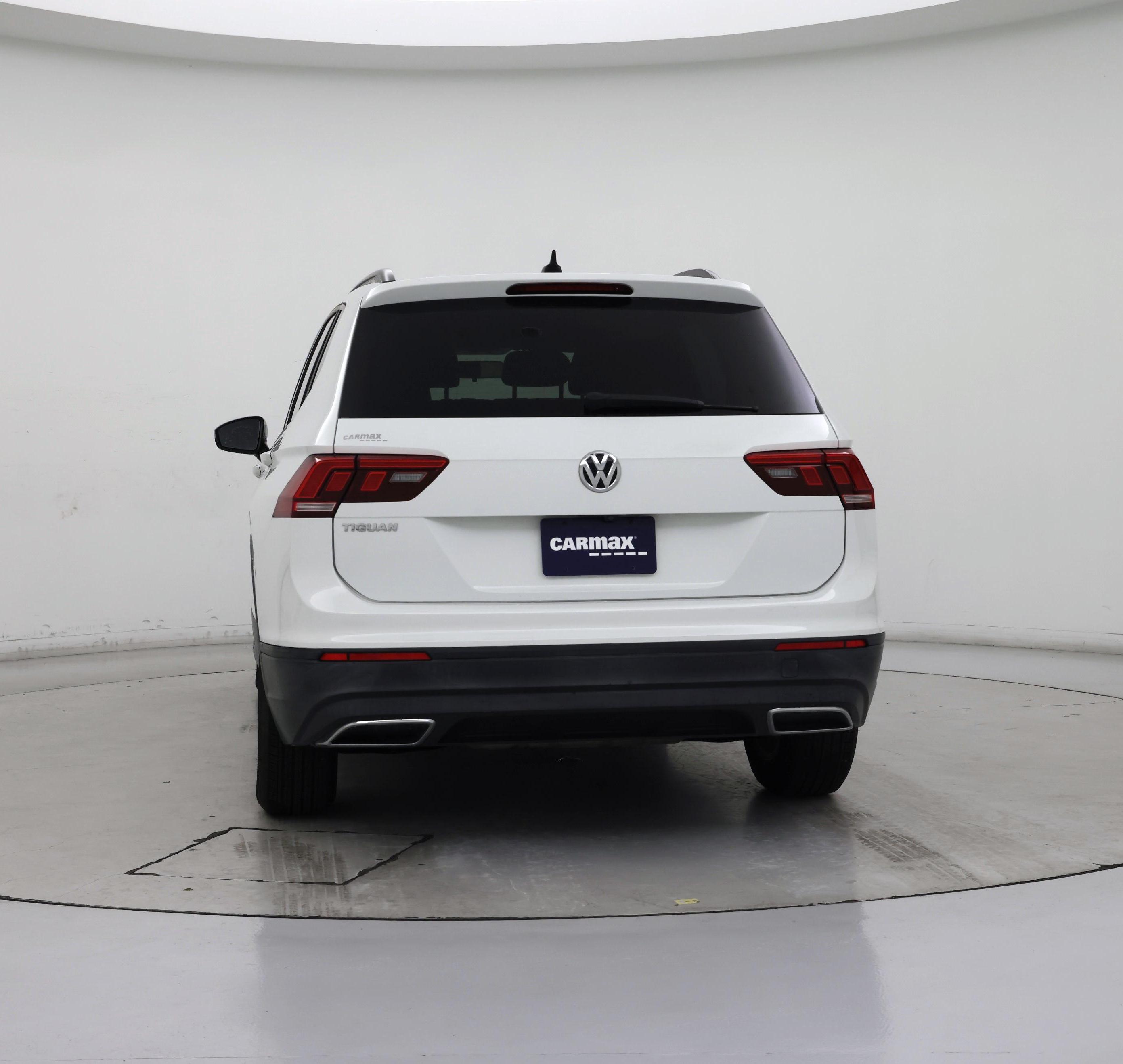 Thumbnail: 2020 Volkswagen Tiguan - 6