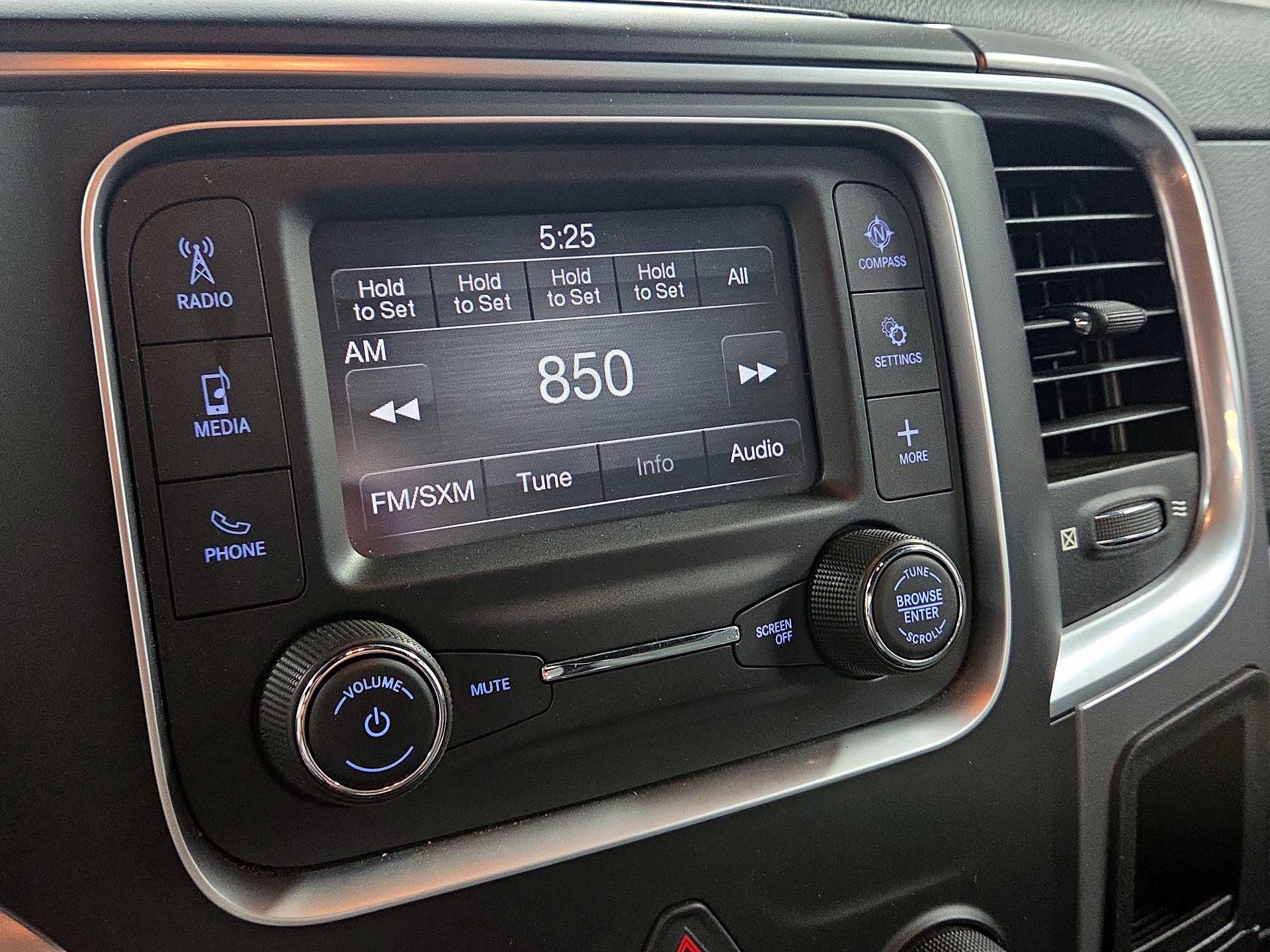 Thumbnail: 2021 RAM 1500 Classic - 13