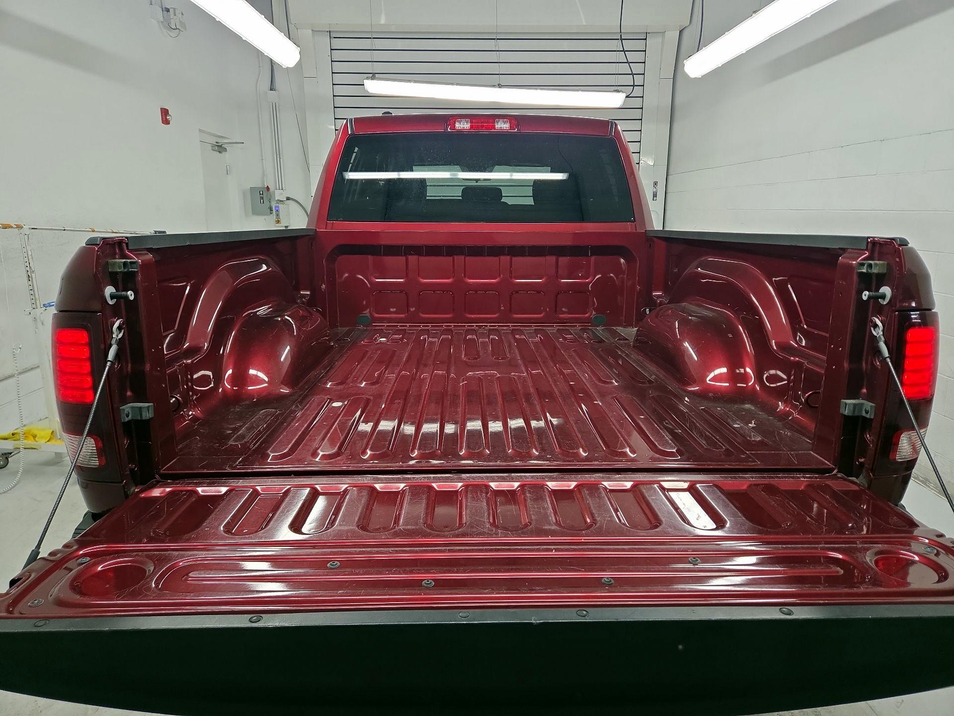 Thumbnail: 2021 RAM 1500 Classic - 18