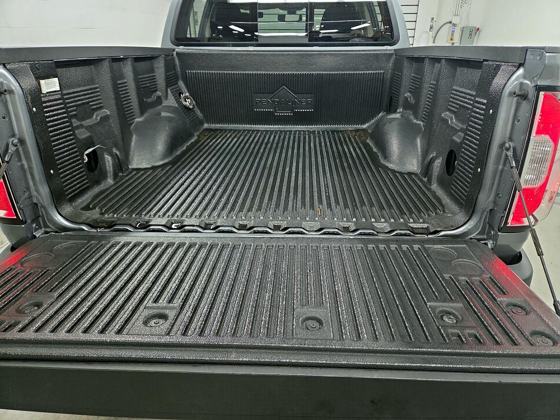 Thumbnail: 2022 GMC Canyon - 14