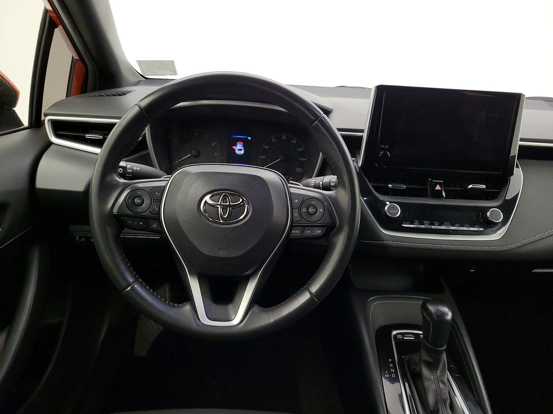 Thumbnail: 2023 Toyota Corolla - 10