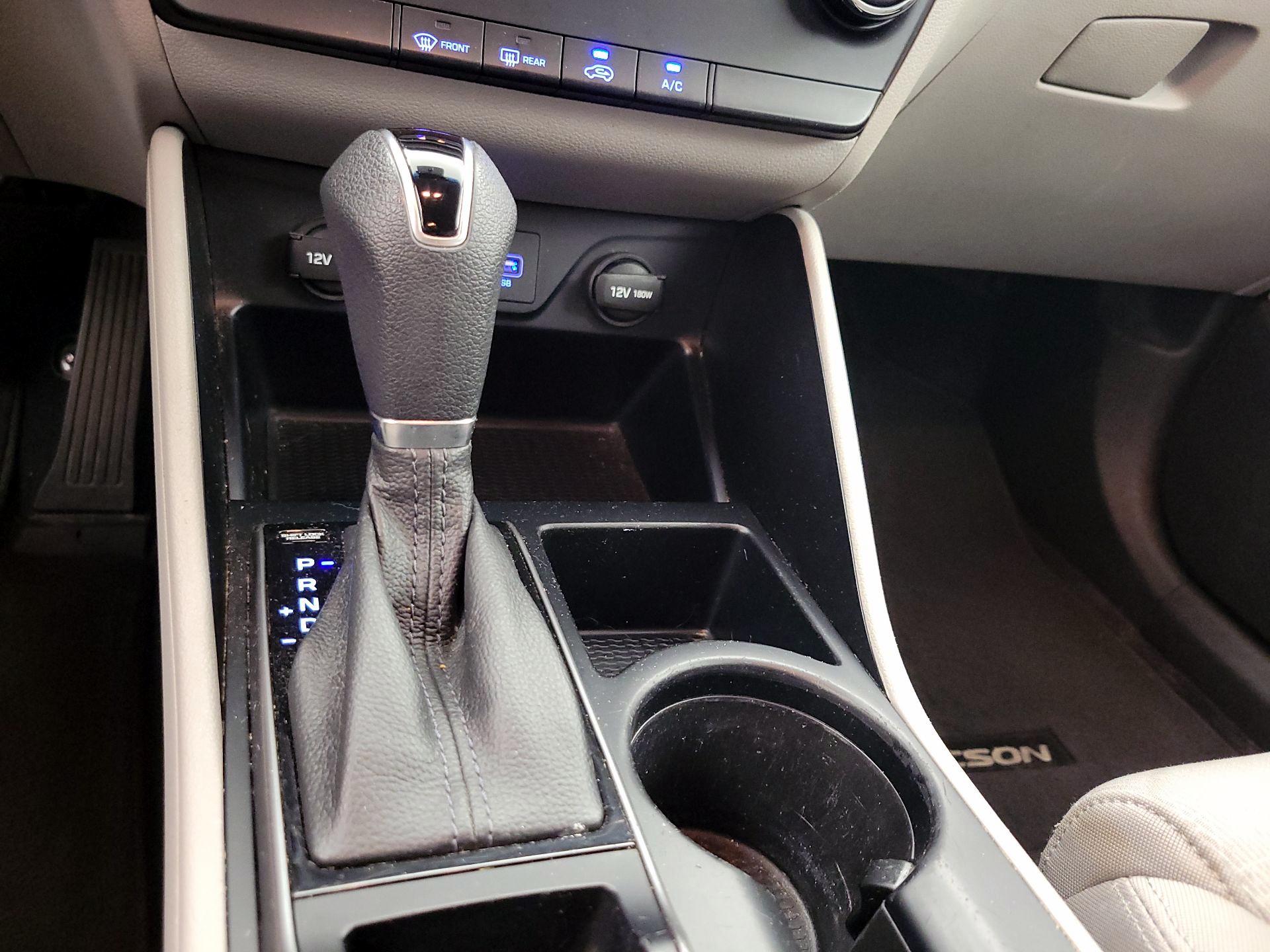 Thumbnail: 2016 Hyundai Tucson - 17