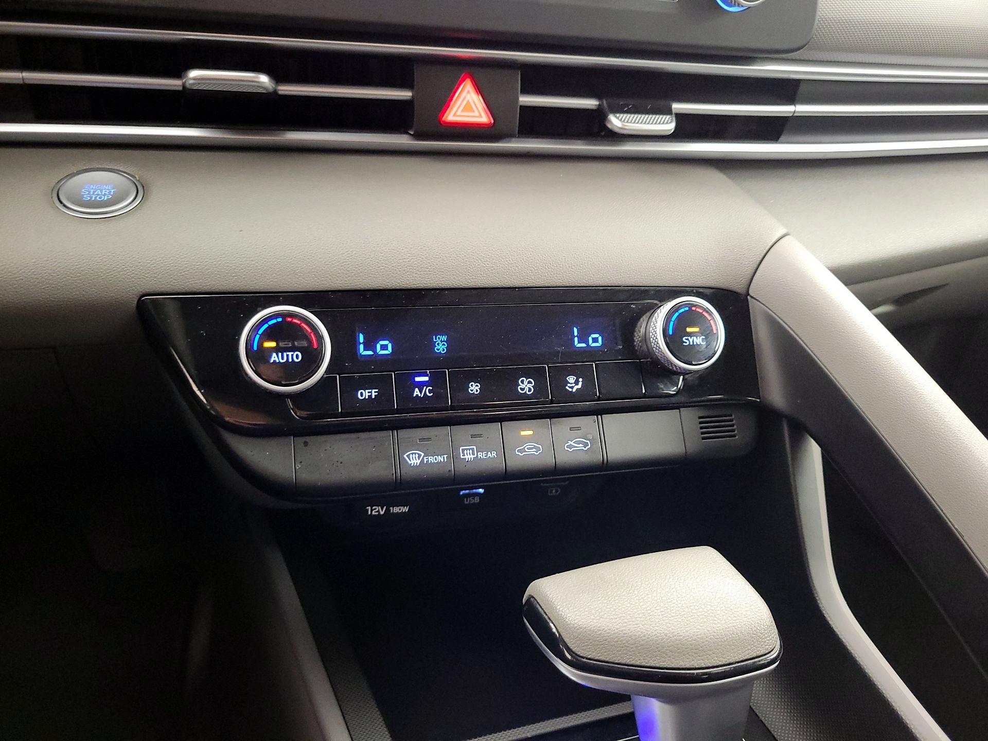 Thumbnail: 2021 Hyundai Elantra - 16
