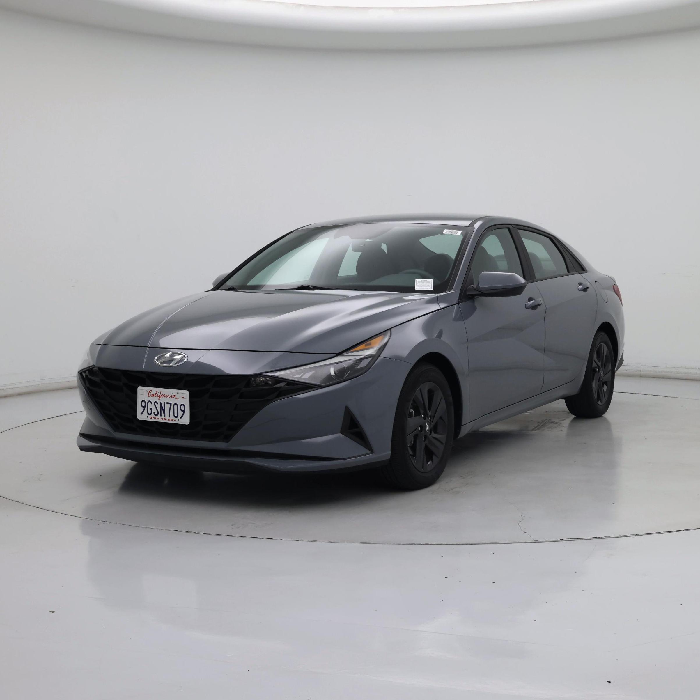 Thumbnail: 2021 Hyundai Elantra - 4