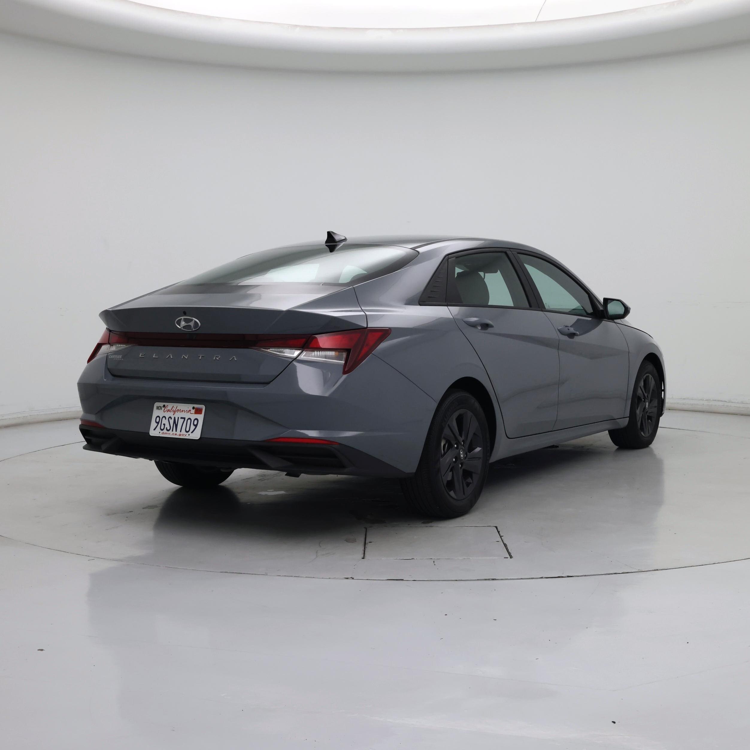 Thumbnail: 2021 Hyundai Elantra - 8