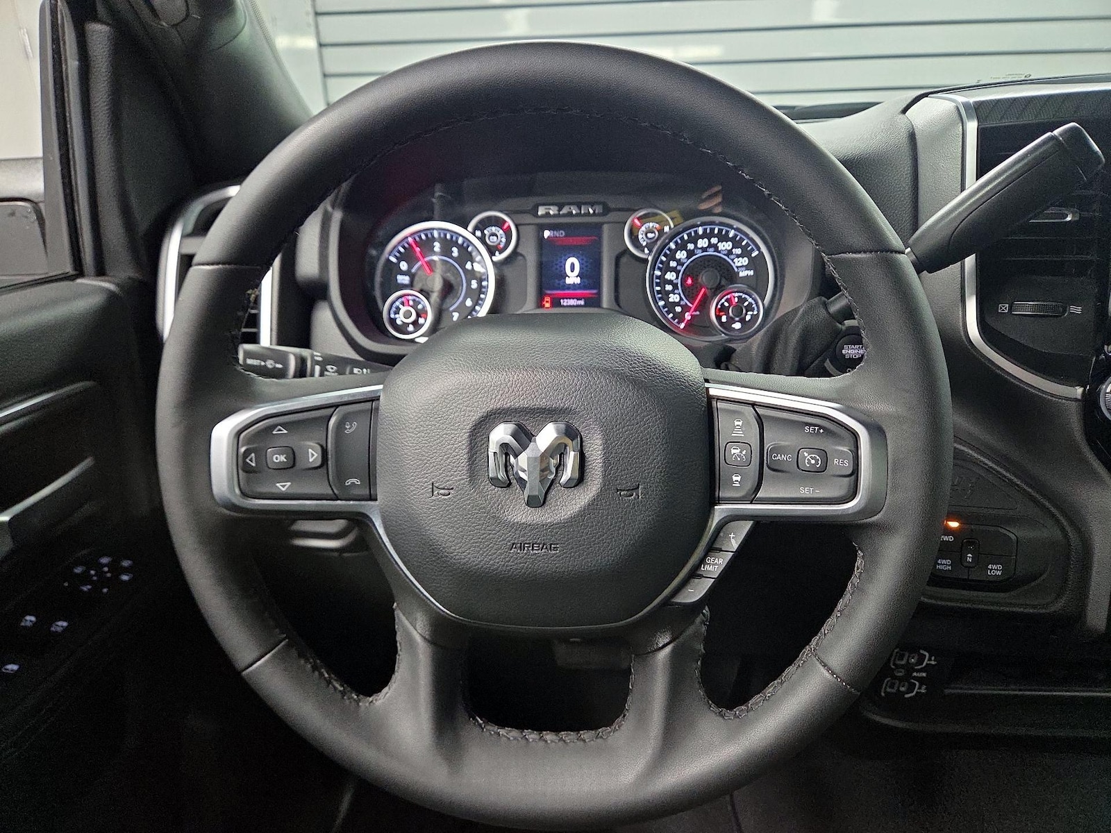 2025 RAM Ram 2500 Pickup Big Horn - Photo 11