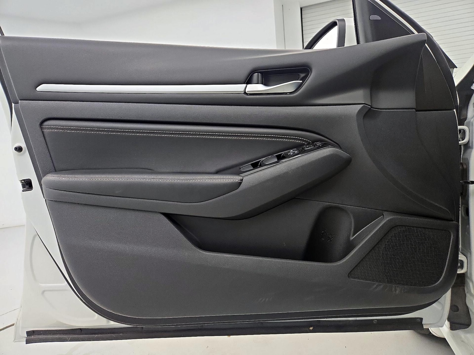 2023 Nissan Altima SL - Photo 13
