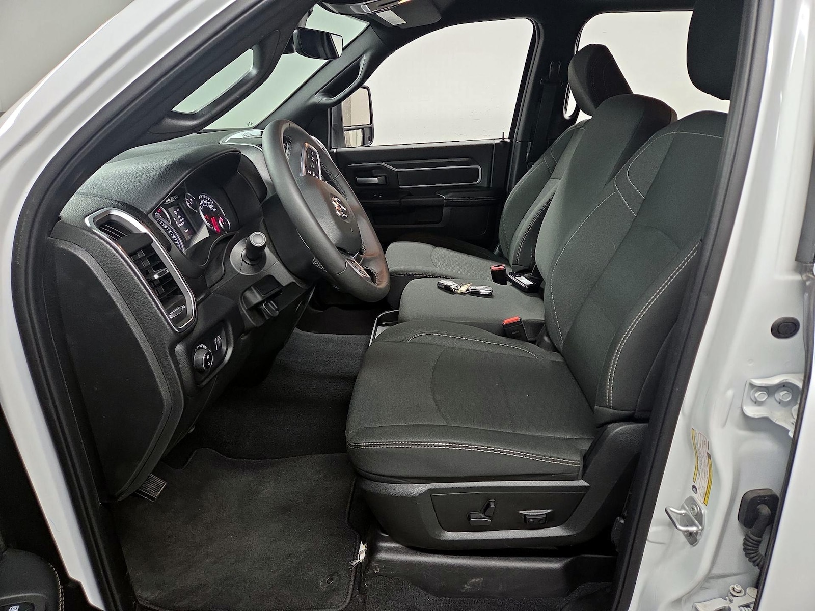 2025 RAM Ram 2500 Pickup Big Horn - Photo 12