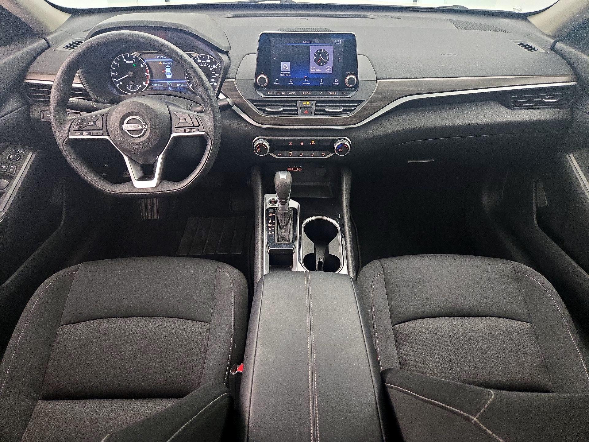 Thumbnail: 2024 Nissan Altima - 9