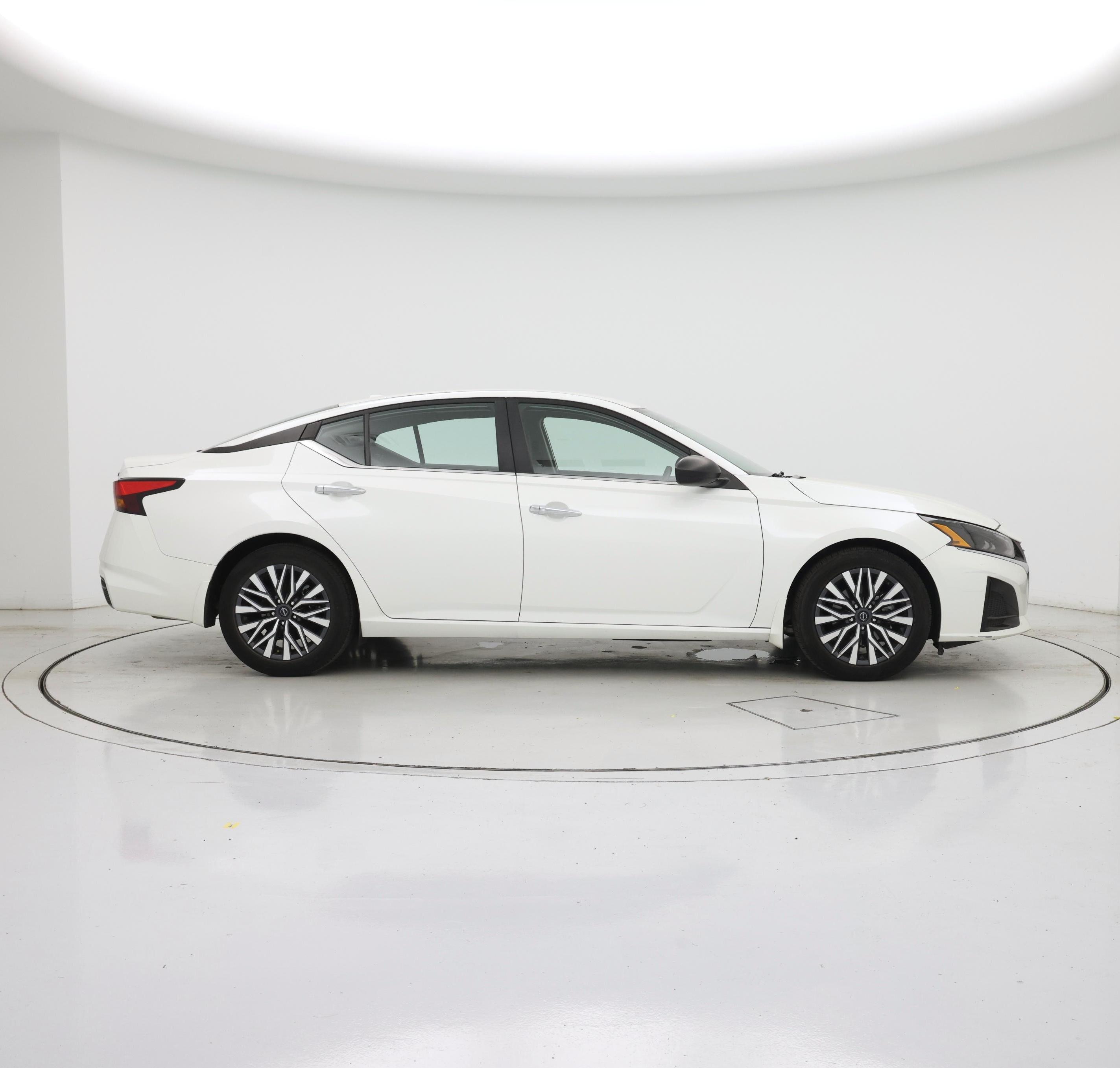 Thumbnail: 2024 Nissan Altima - 7