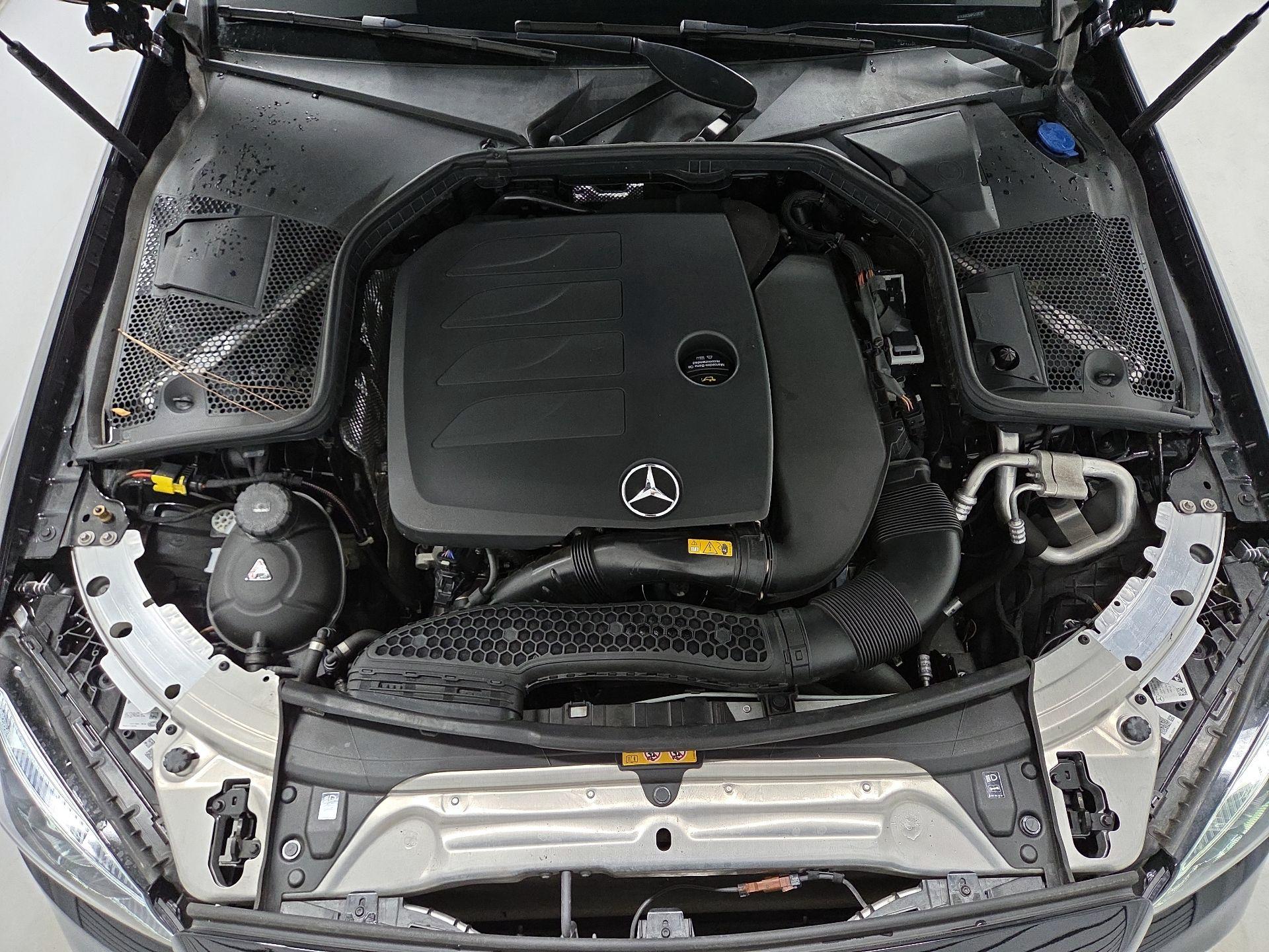 Thumbnail: 2023 Mercedes-Benz C-Class - 17