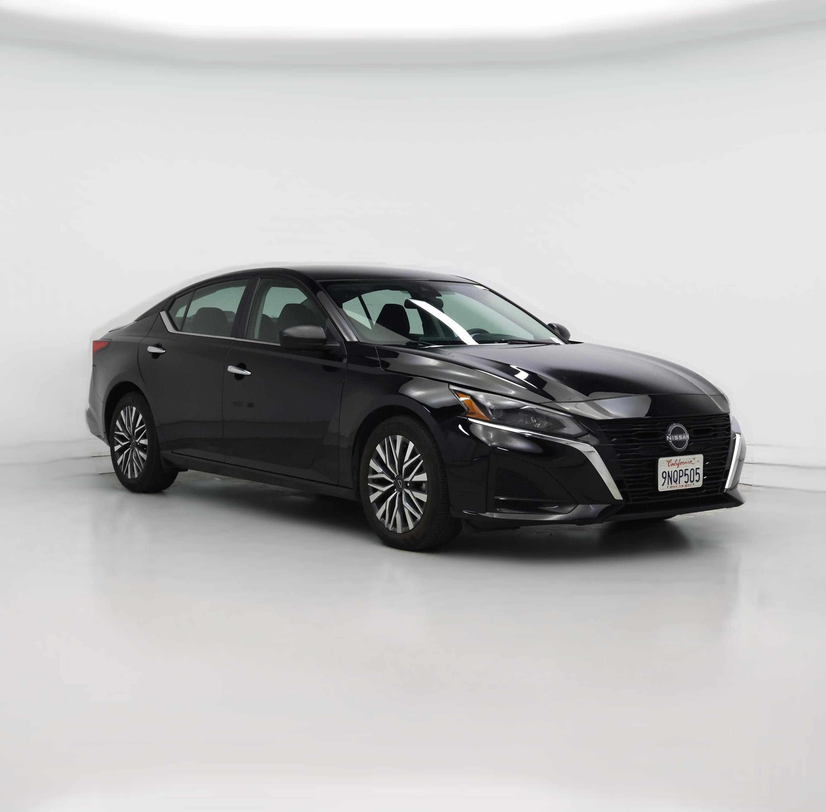 Thumbnail: 2025 Nissan Altima - 1