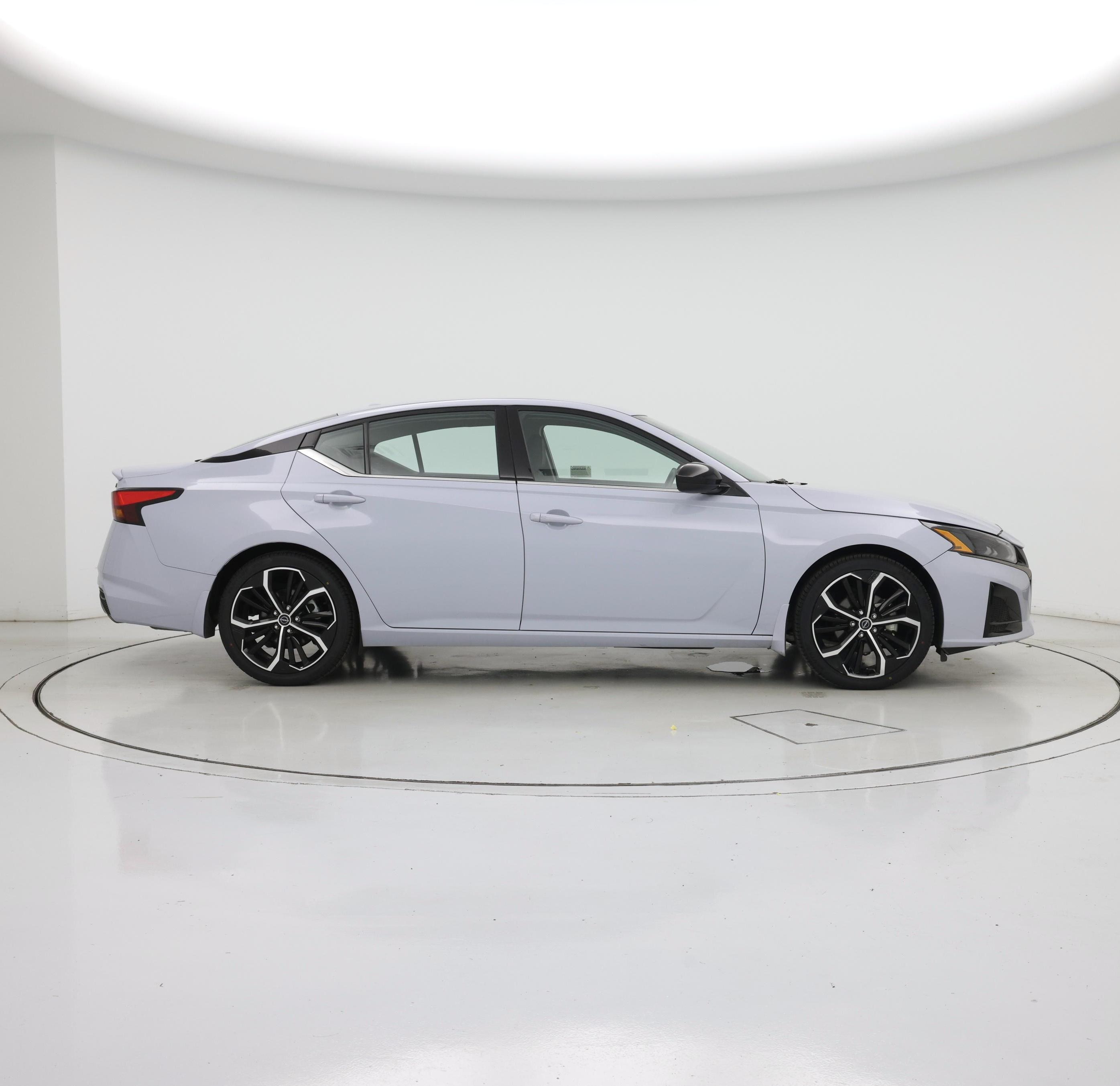 Thumbnail: 2023 Nissan Altima - 7