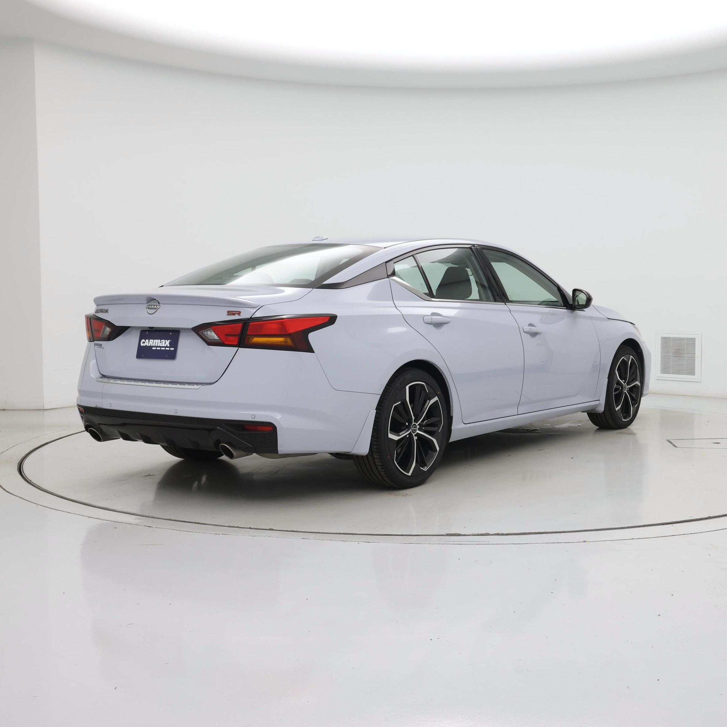 Thumbnail: 2023 Nissan Altima - 8