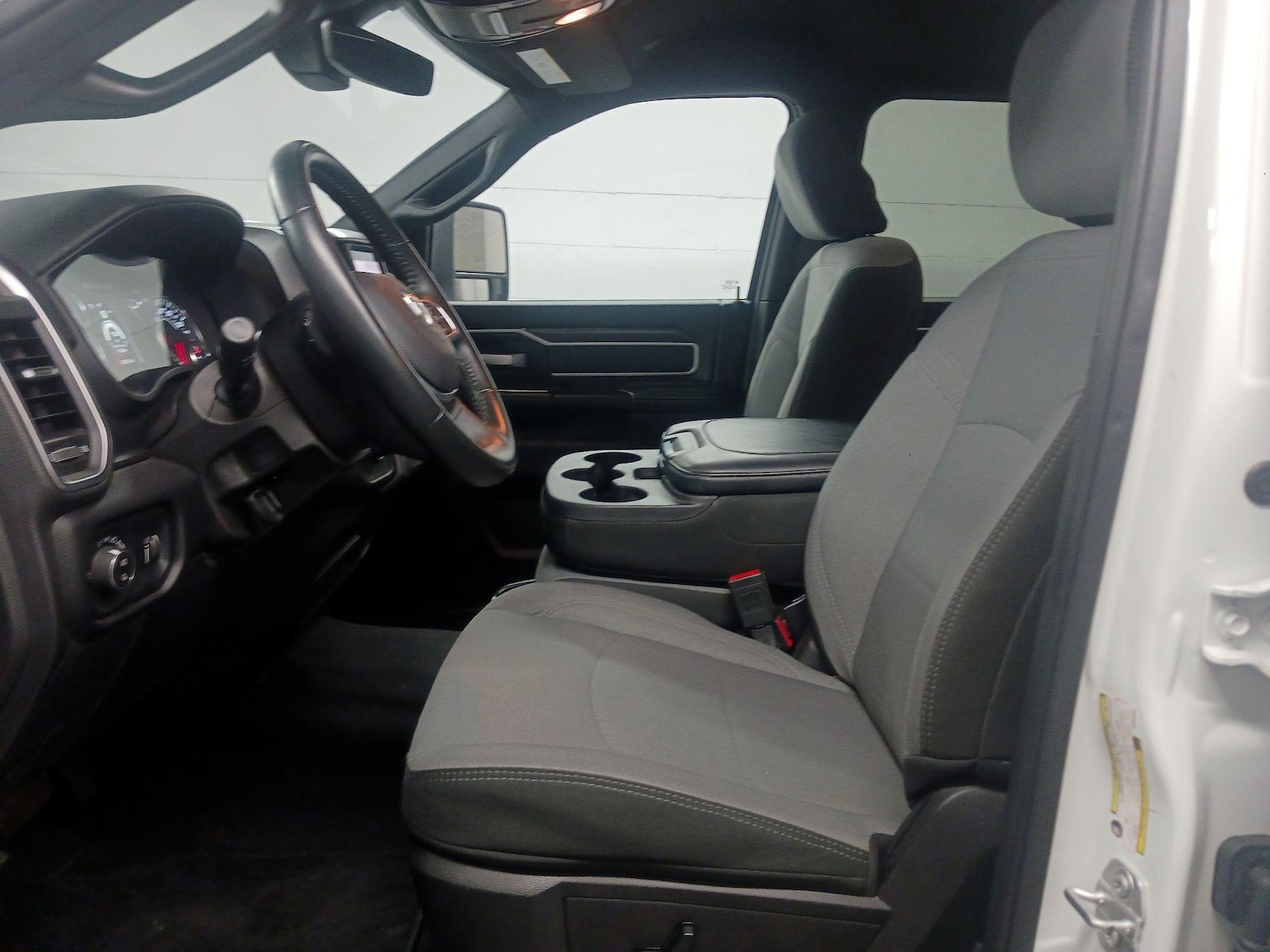 Power Seat(s) & Side Airbags