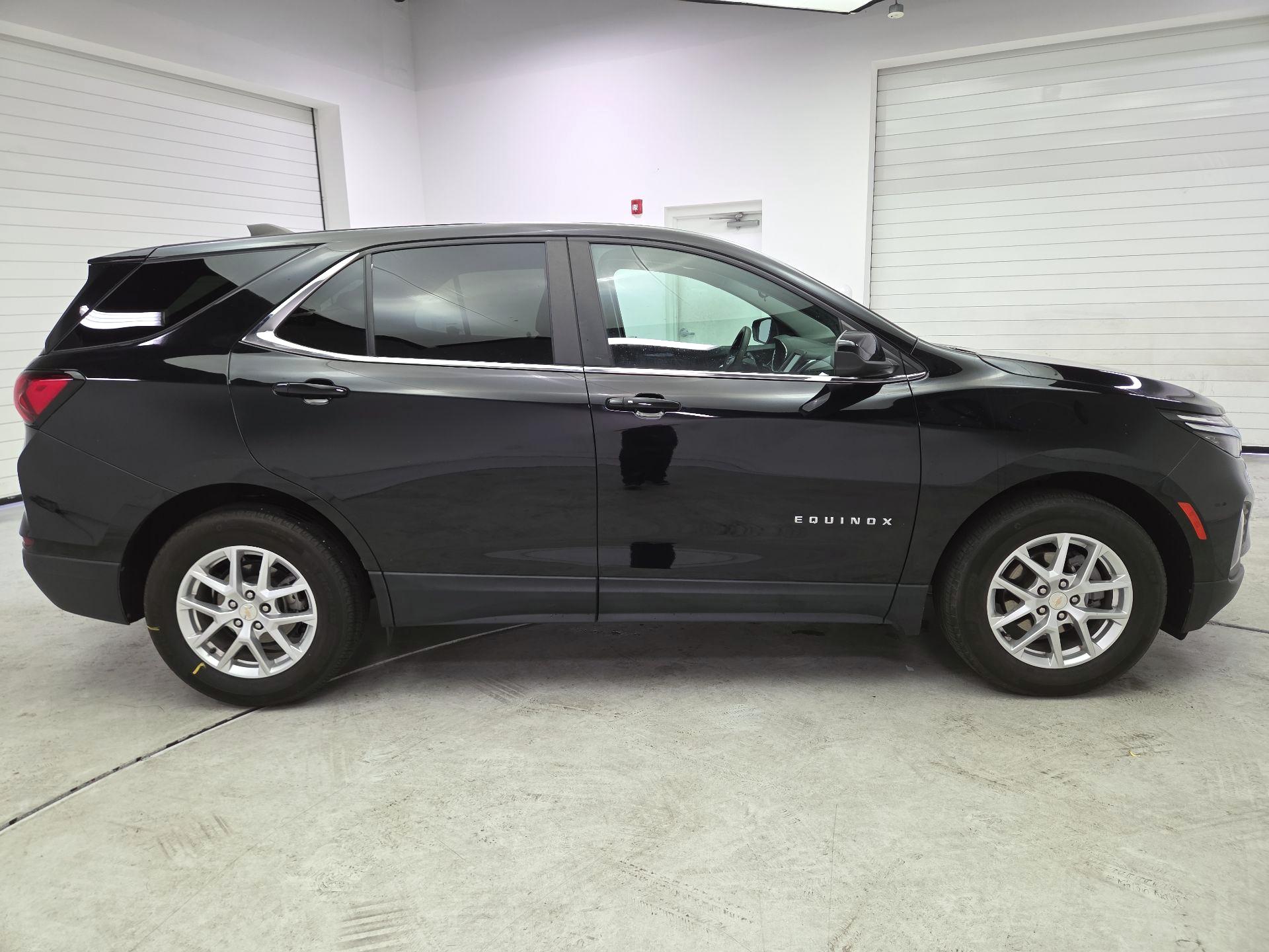 Thumbnail: 2024 Chevrolet Equinox - 4