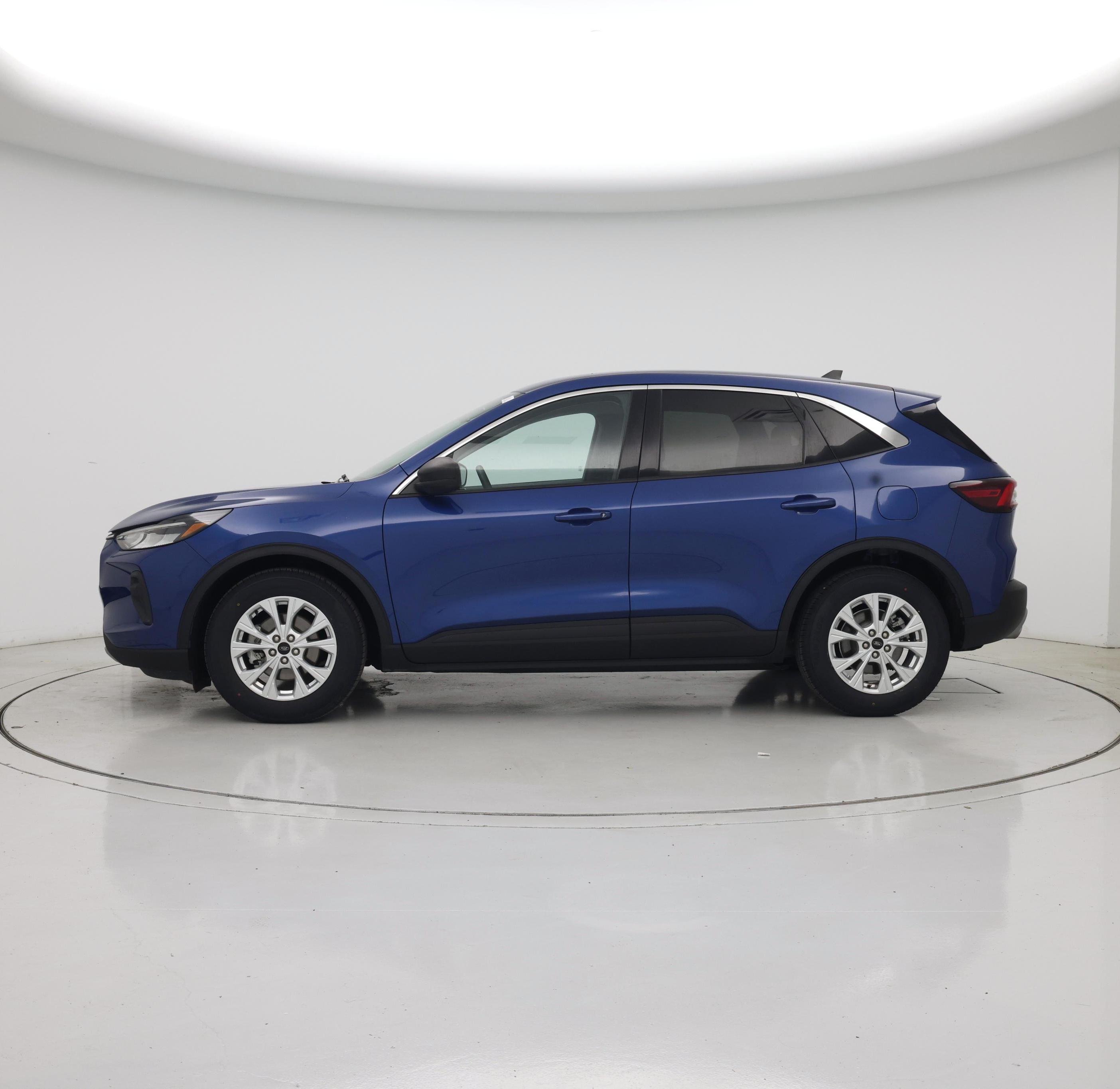 Thumbnail: 2023 Ford Escape - 3