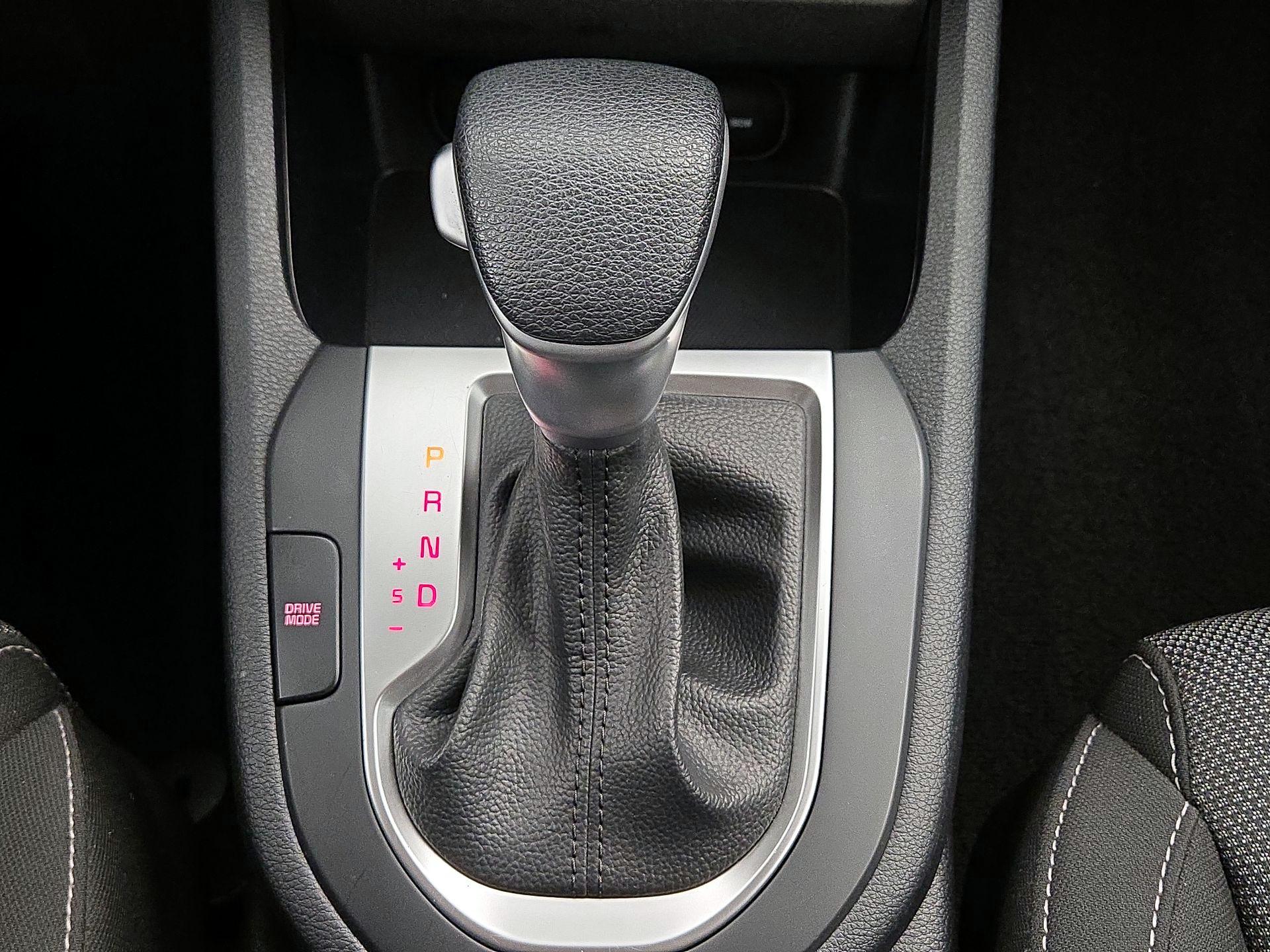 Thumbnail: 2023 Kia Forte - 17