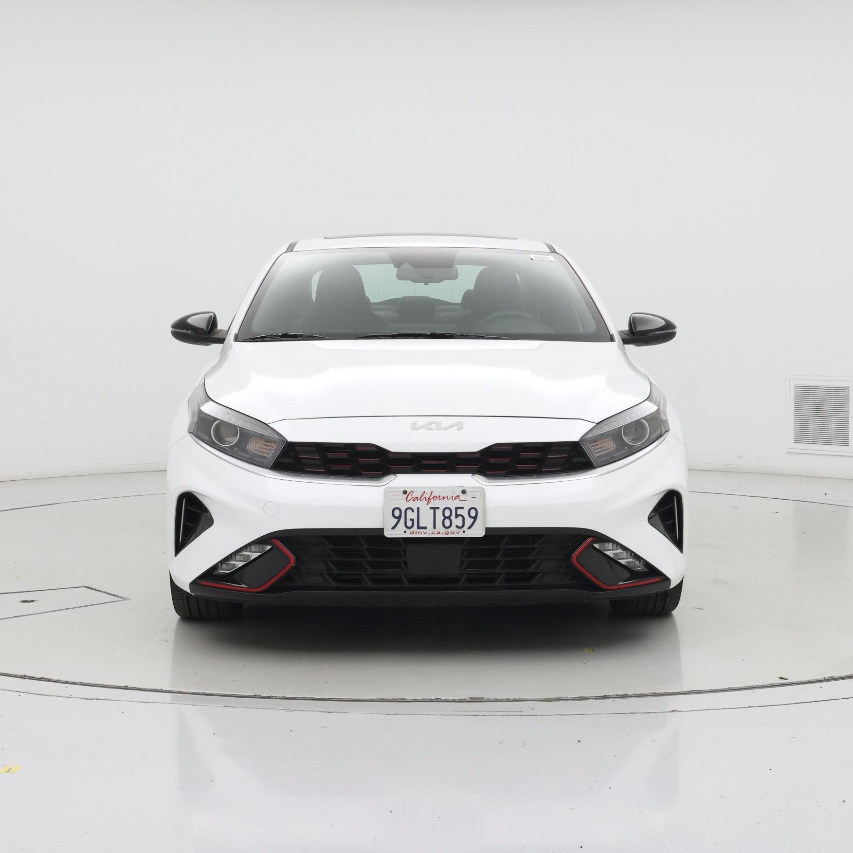 Thumbnail: 2023 Kia Forte - 5