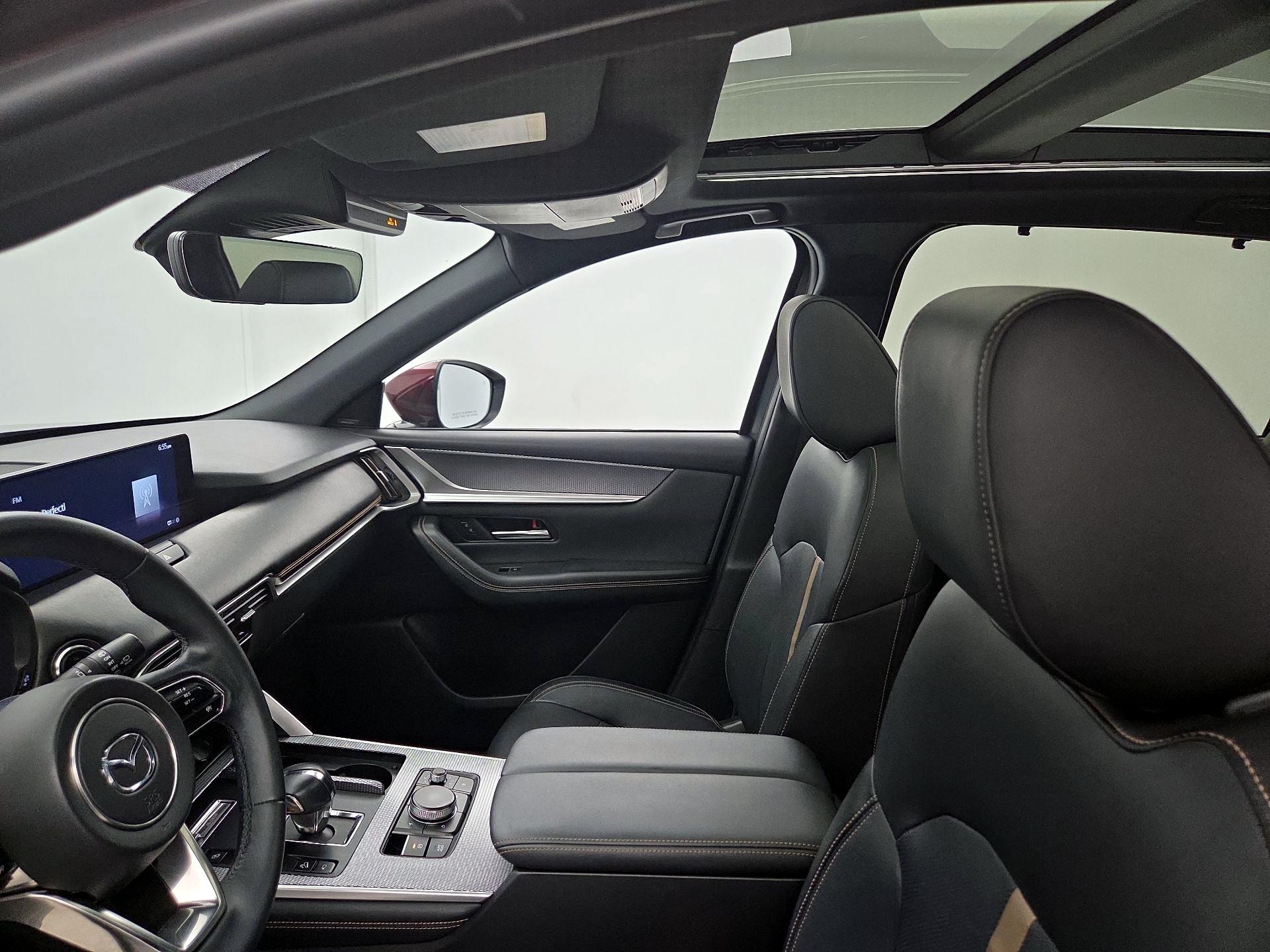 Thumbnail: 2024 Mazda CX-90 - 18