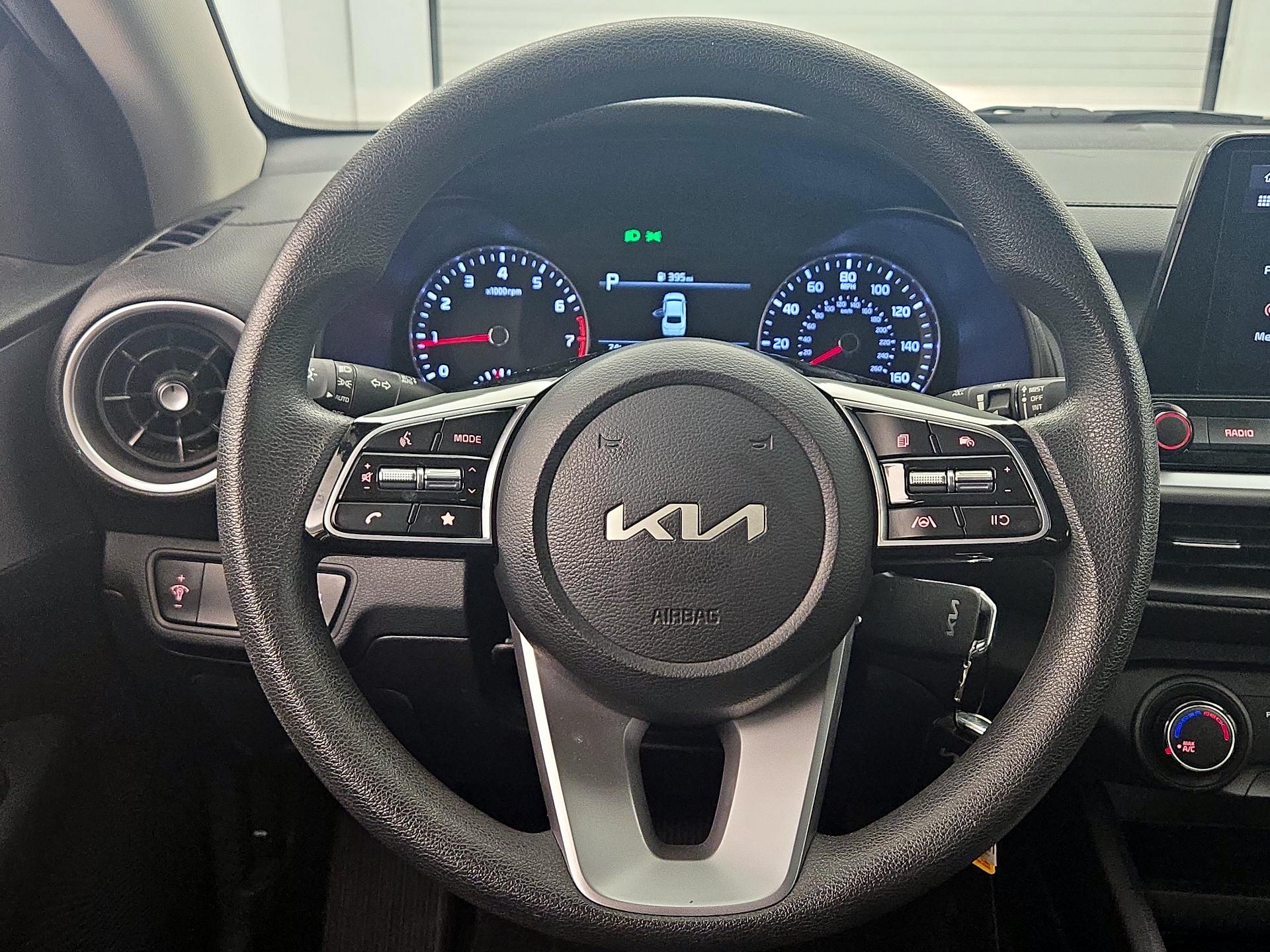 Thumbnail: 2023 Kia Forte - 10