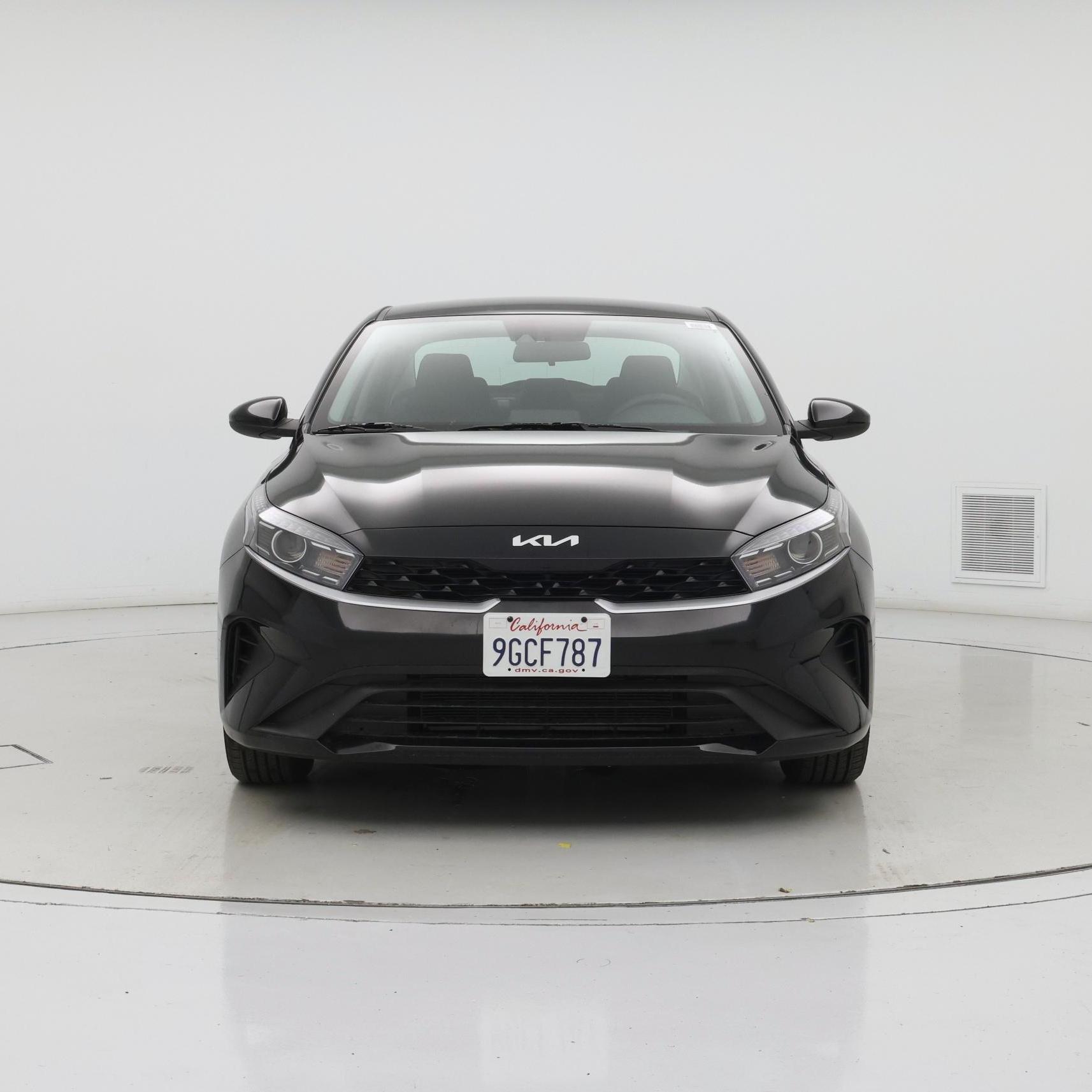 Thumbnail: 2023 Kia Forte - 5
