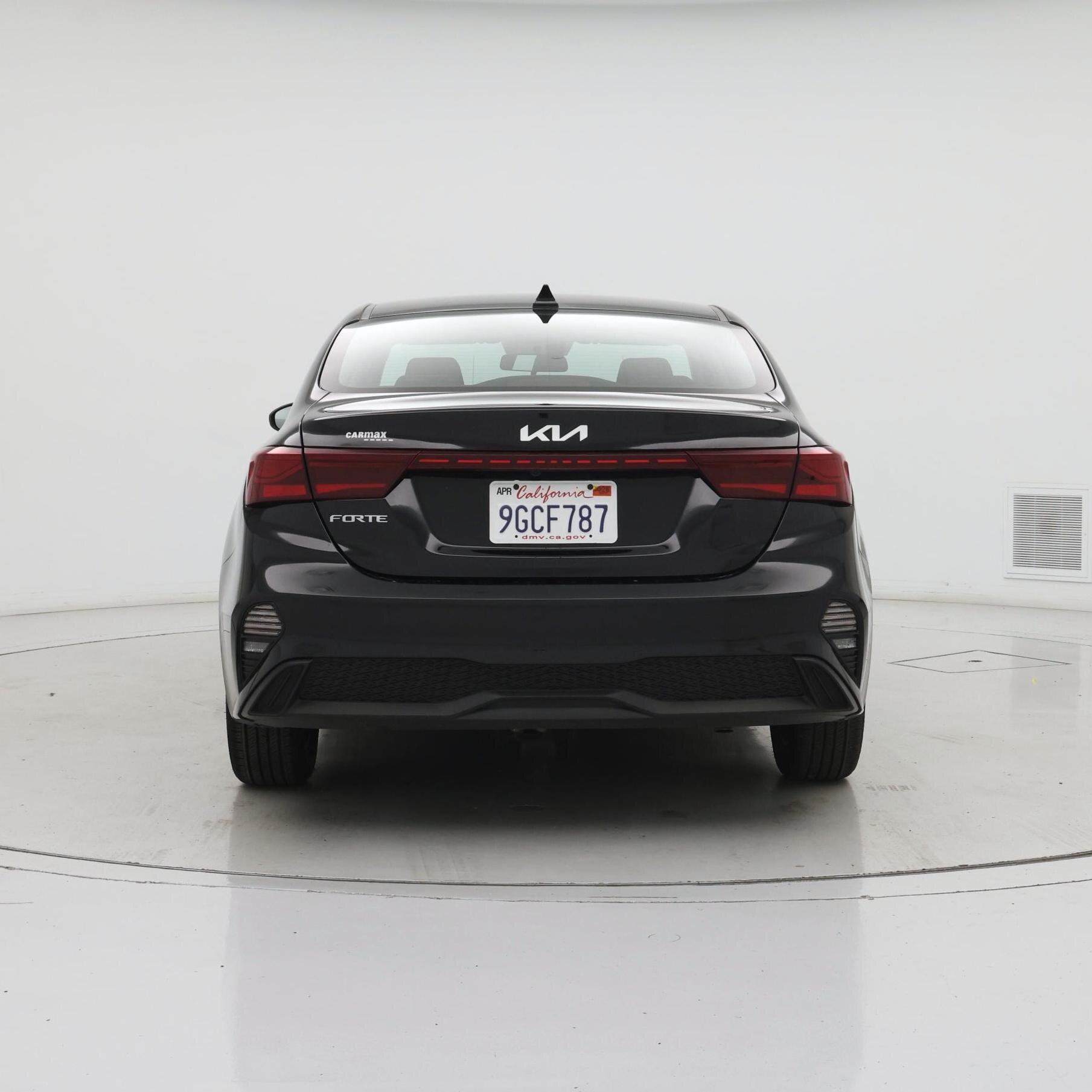 Thumbnail: 2023 Kia Forte - 6