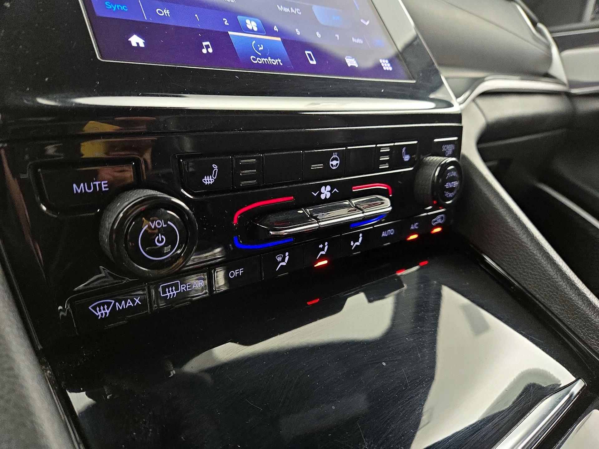 Thumbnail: 2021 Jeep Grand Cherokee L - 16