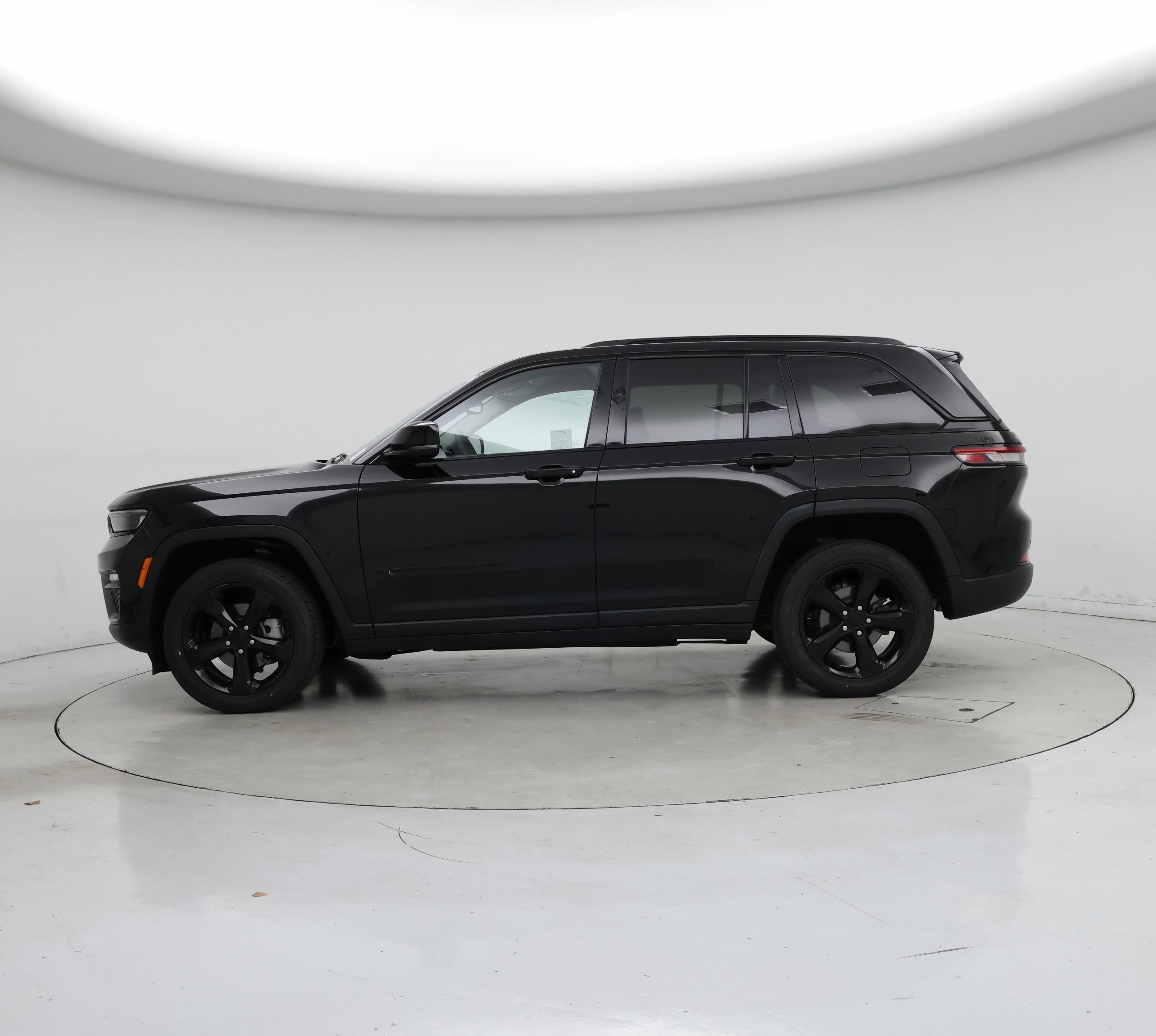 Thumbnail: 2023 Jeep Grand Cherokee - 3